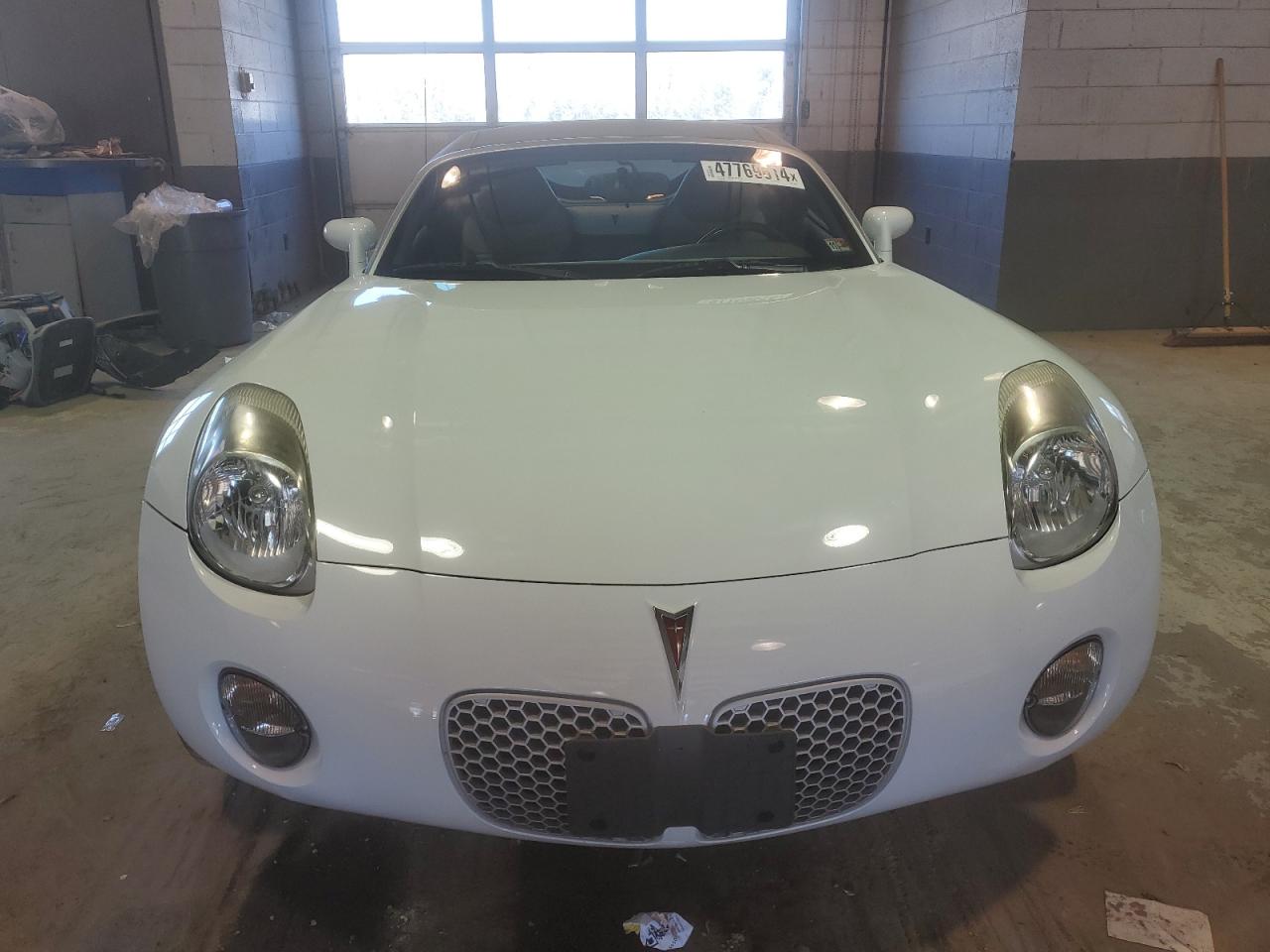 Photo 4 VIN: 1G2MB35B47Y129883 - PONTIAC SOLSTICE 