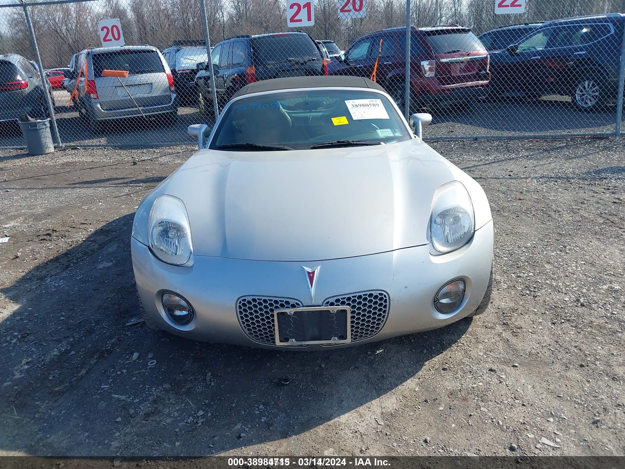 Photo 5 VIN: 1G2MB35B56Y117109 - PONTIAC SOLSTICE 