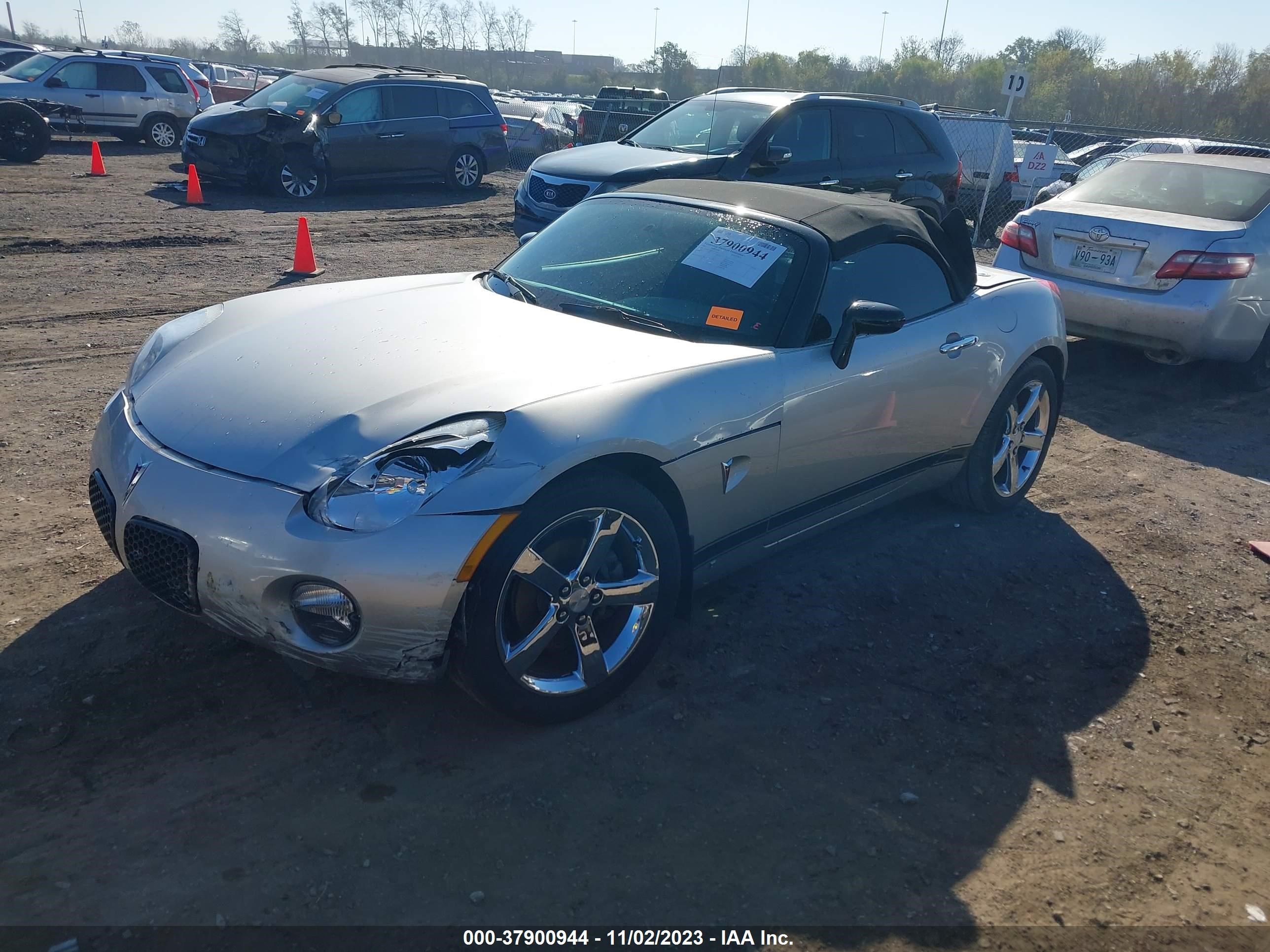 Photo 1 VIN: 1G2MB35B77Y132244 - PONTIAC SOLSTICE 