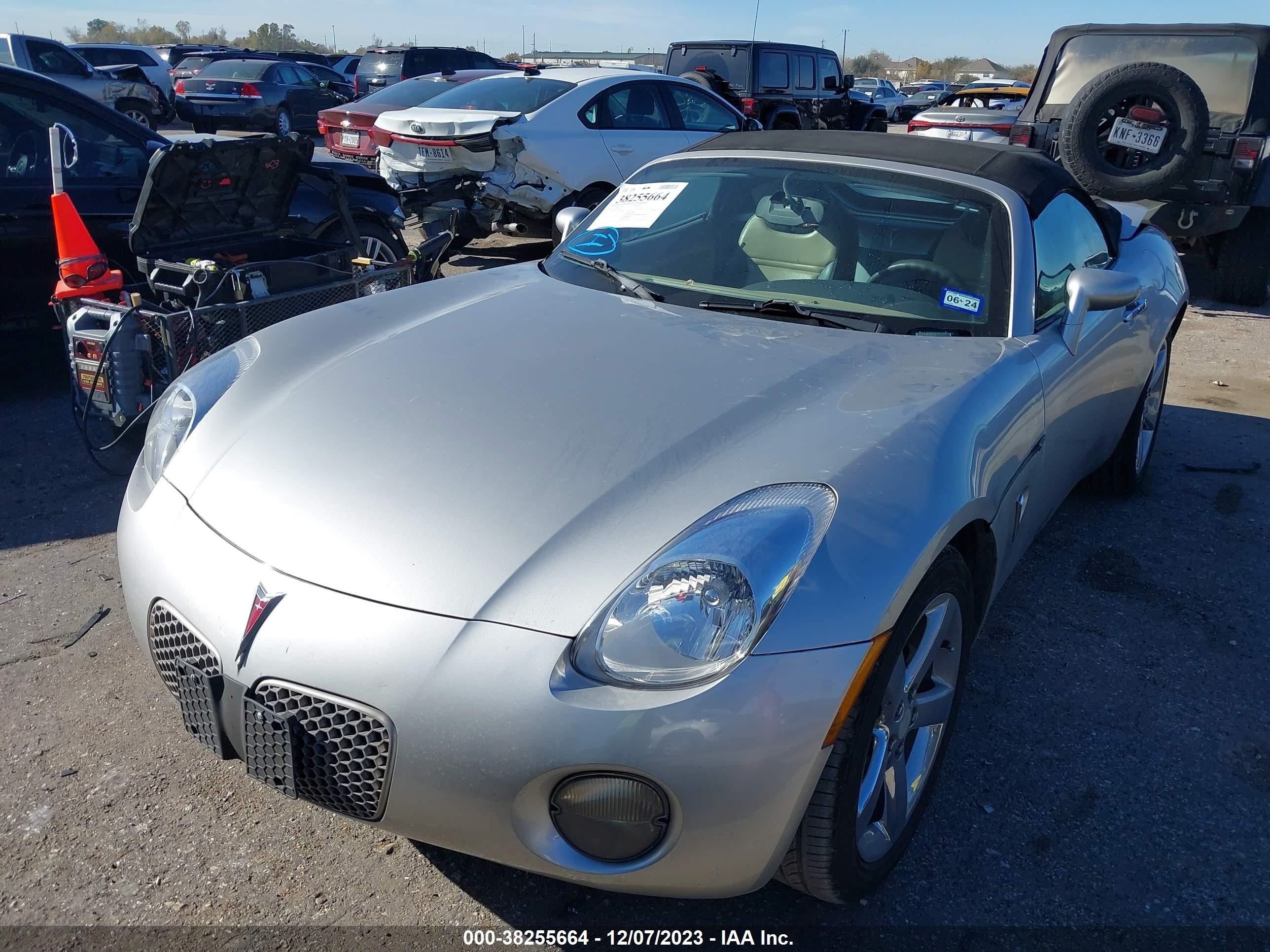 Photo 1 VIN: 1G2MB35B87Y126940 - PONTIAC SOLSTICE 