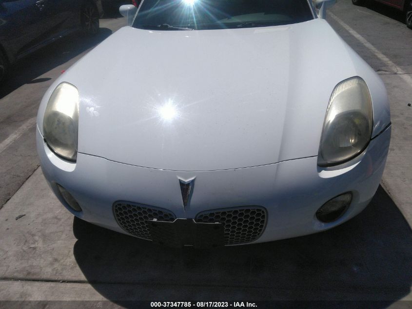 Photo 11 VIN: 1G2MB35BX7Y105880 - PONTIAC SOLSTICE 