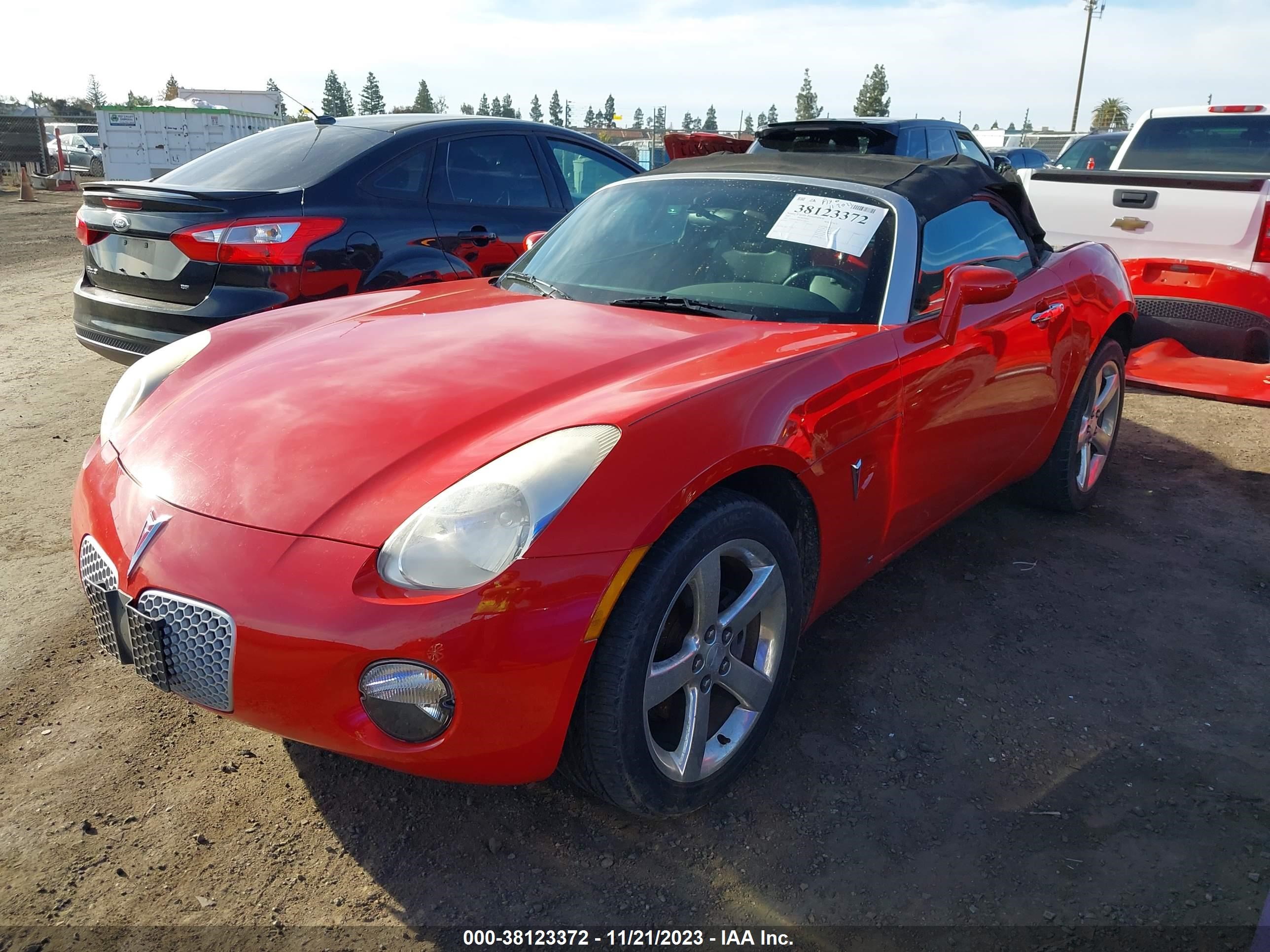 Photo 1 VIN: 1G2MB35BX7Y108973 - PONTIAC SOLSTICE 