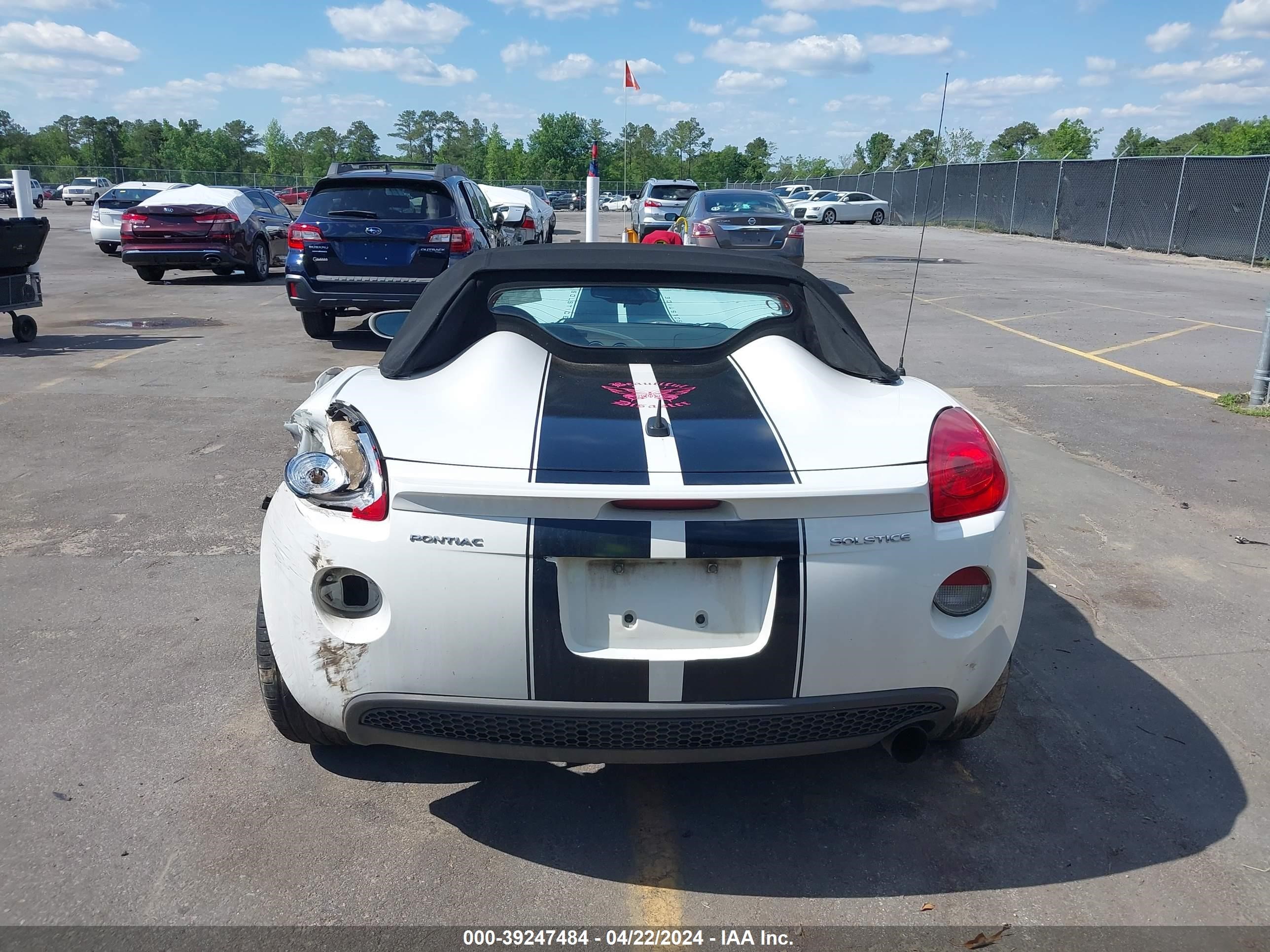 Photo 16 VIN: 1G2MC35B58Y112492 - PONTIAC SOLSTICE 