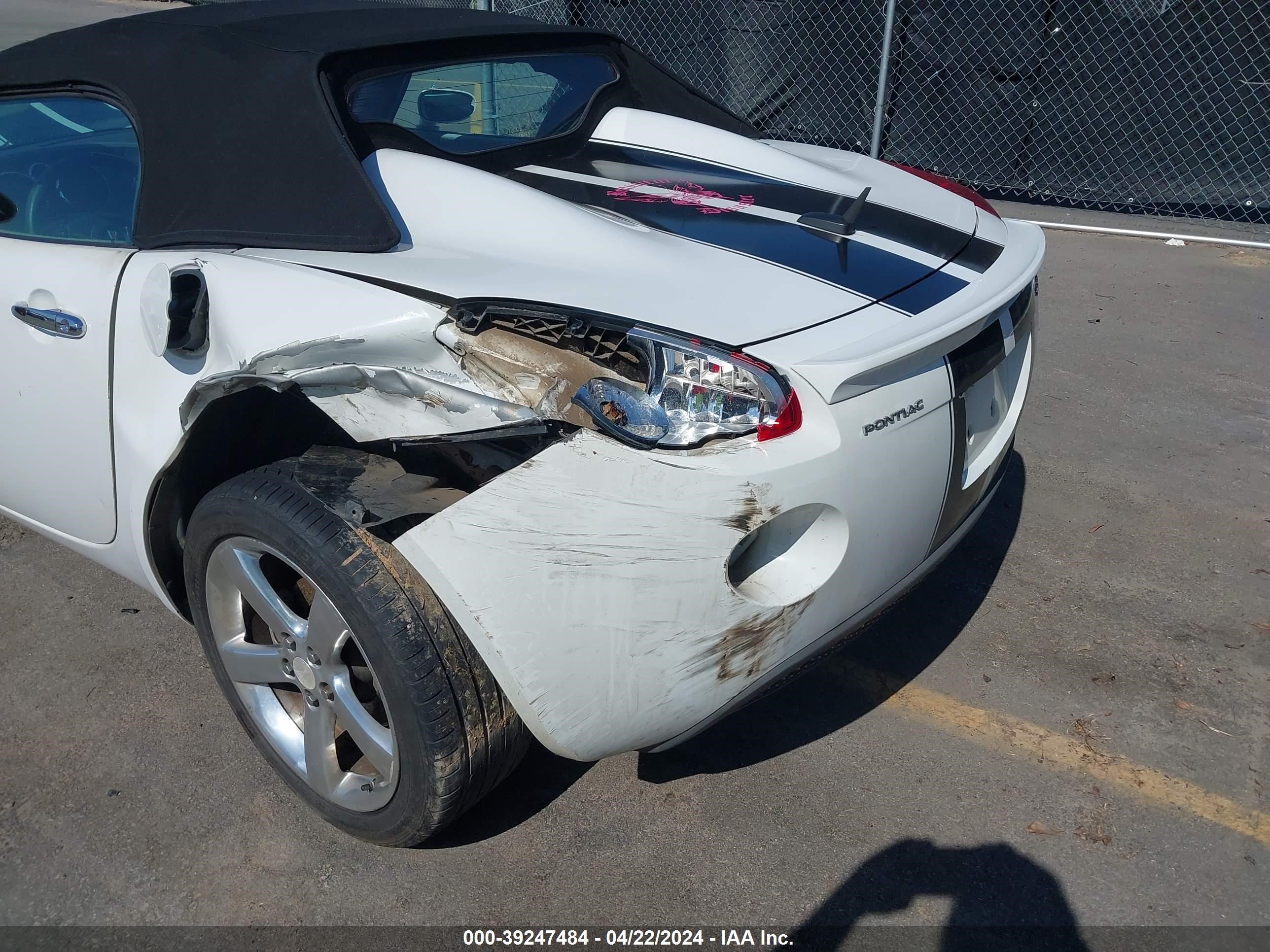 Photo 17 VIN: 1G2MC35B58Y112492 - PONTIAC SOLSTICE 