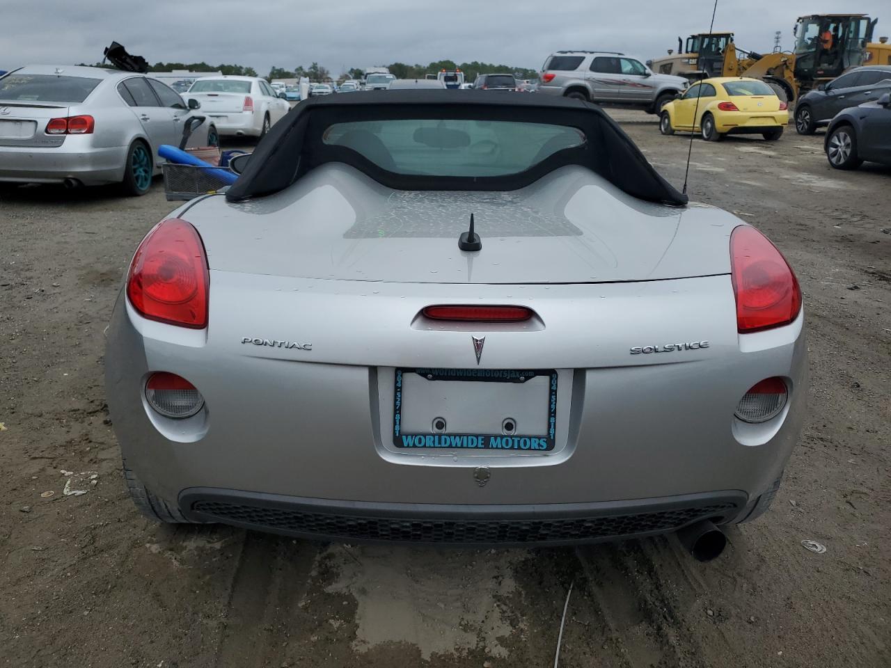 Photo 5 VIN: 1G2MC35B58Y123475 - PONTIAC SOLSTICE 