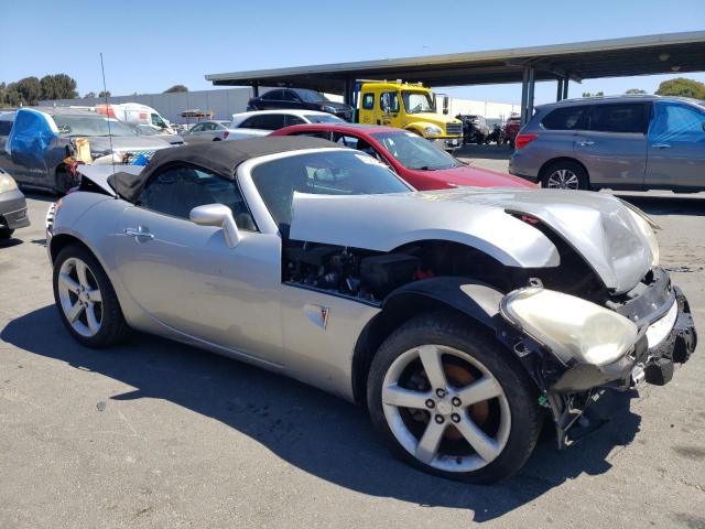 Photo 3 VIN: 1G2MC35B68Y123677 - PONTIAC SOLSTICE 