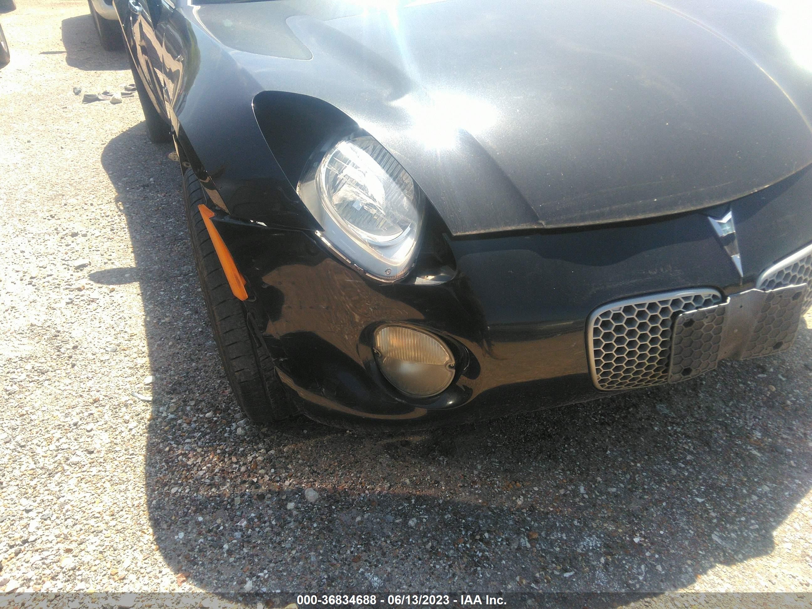 Photo 5 VIN: 1G2MC35B88Y127245 - PONTIAC SOLSTICE 