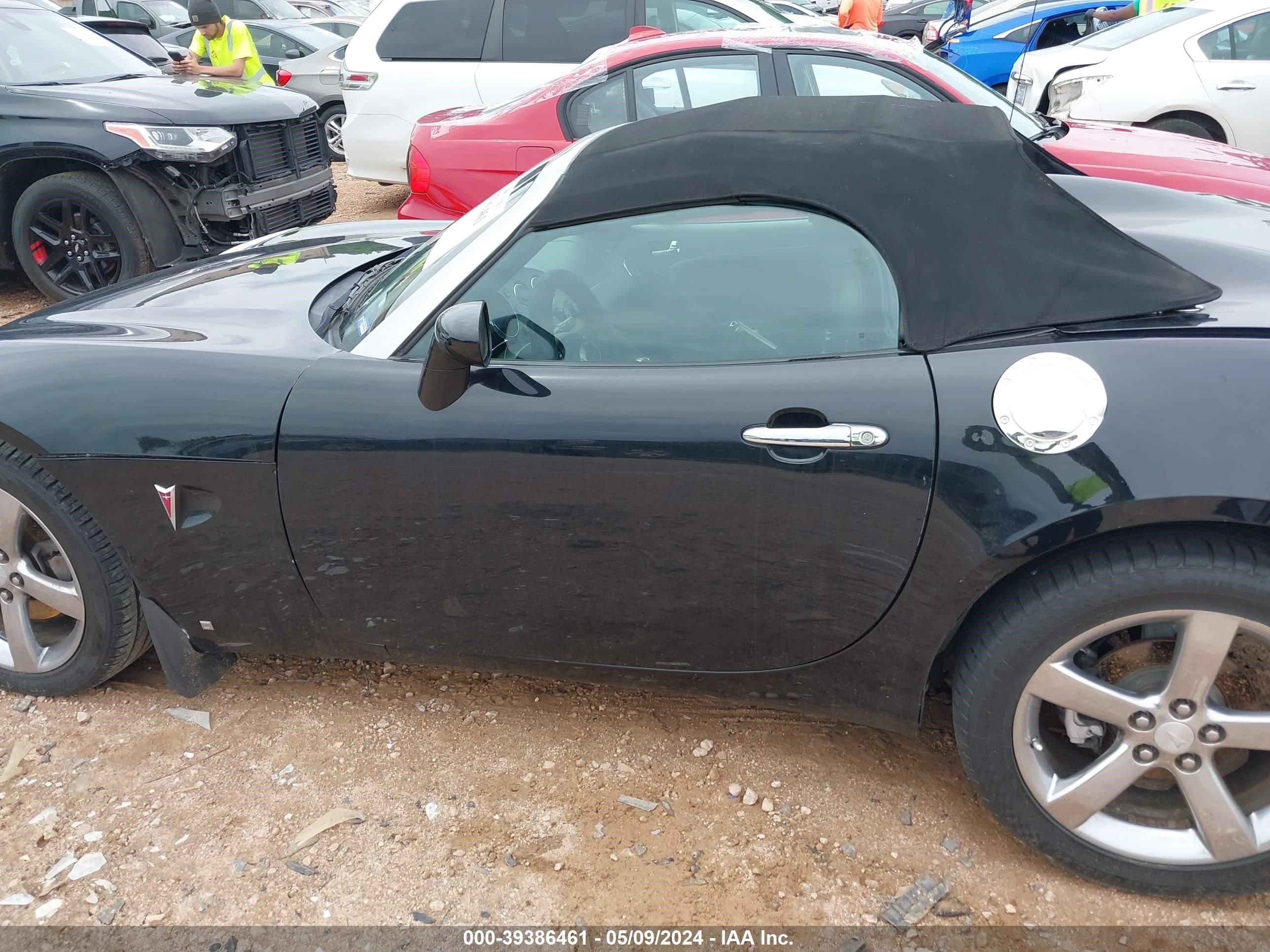 Photo 13 VIN: 1G2MG35X19Y100566 - PONTIAC SOLSTICE 