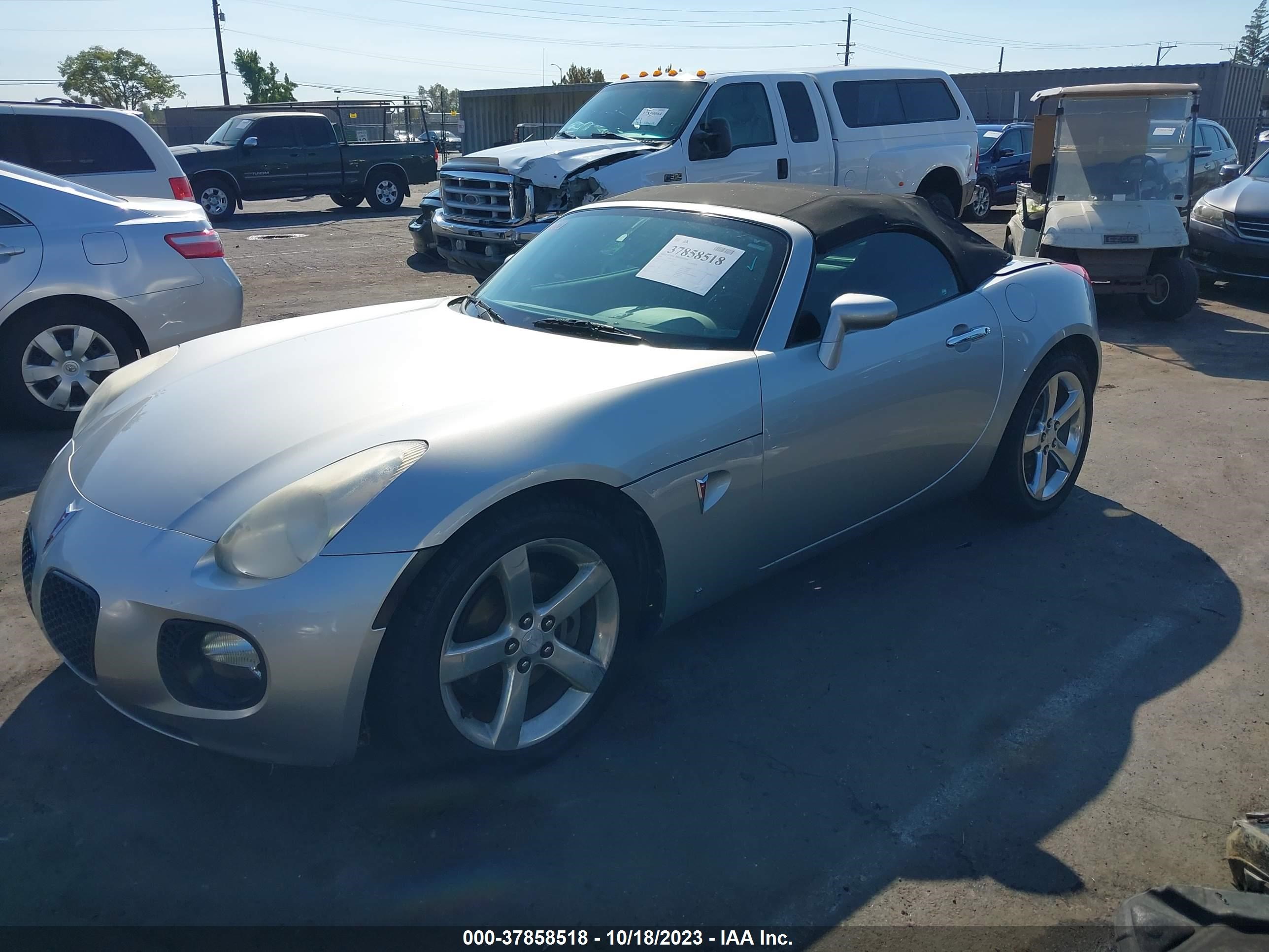 Photo 1 VIN: 1G2MG35X57Y126133 - PONTIAC SOLSTICE 