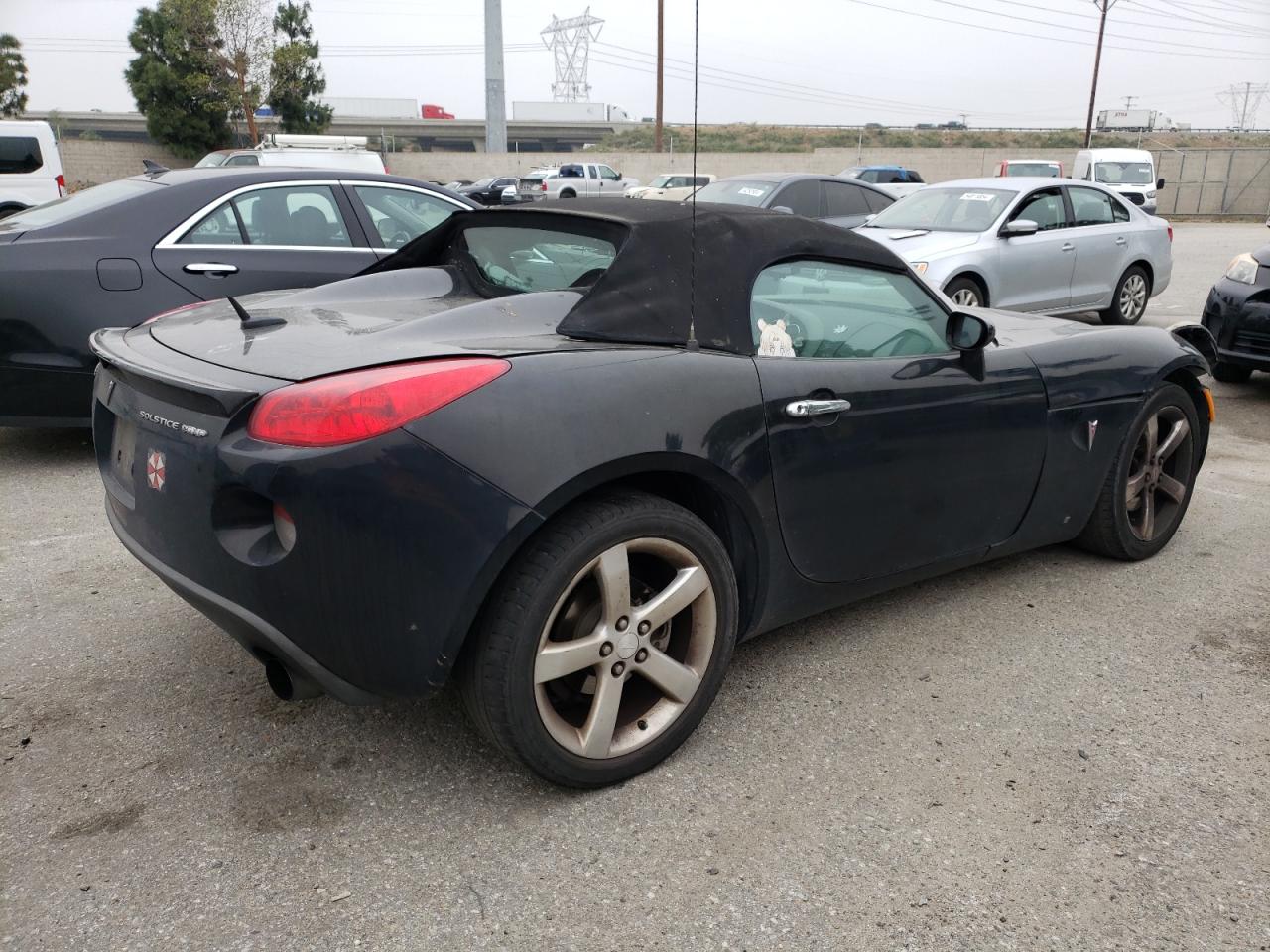 Photo 2 VIN: 1G2MG35X58Y132290 - PONTIAC SOLSTICE 