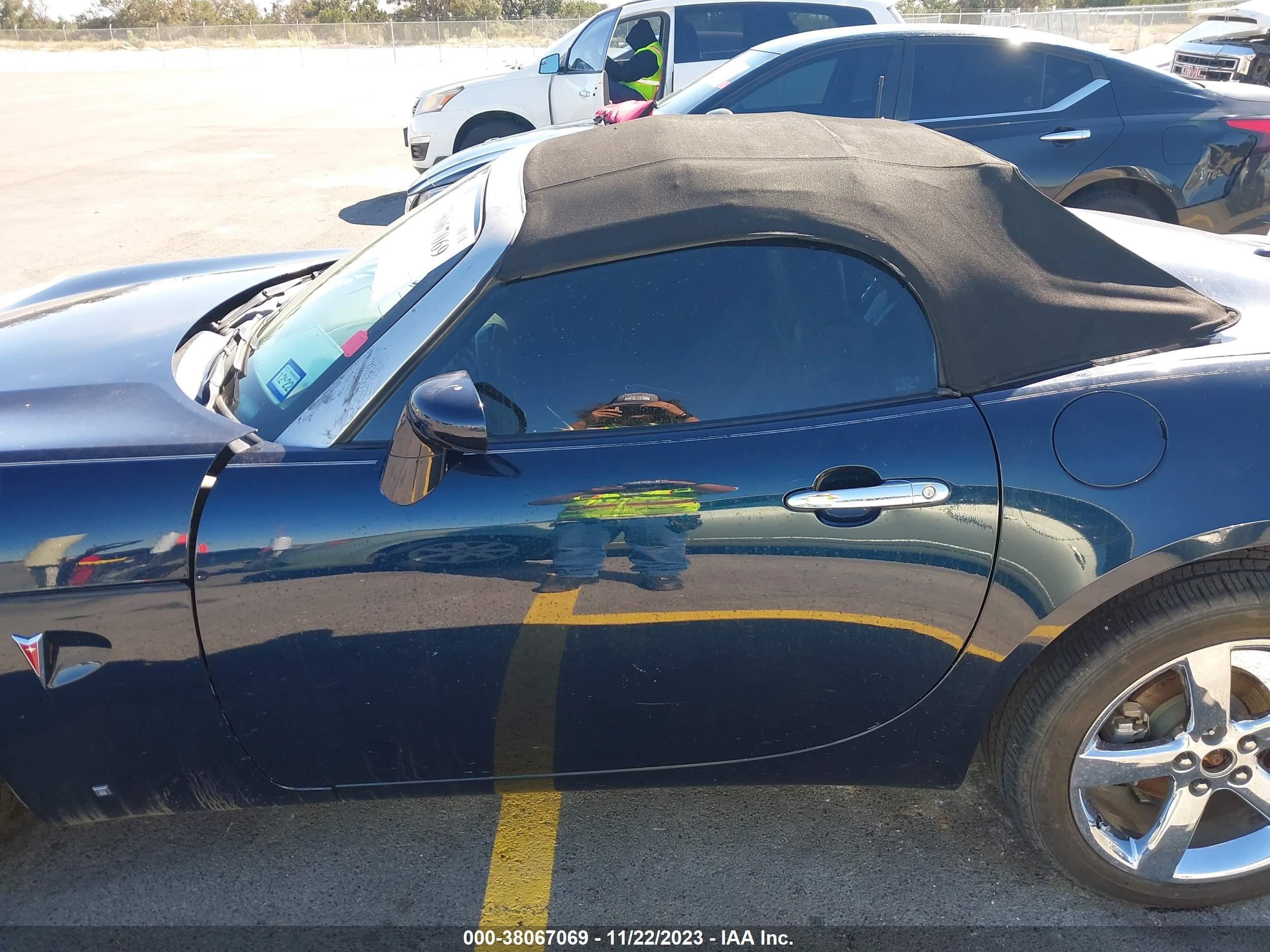 Photo 13 VIN: 1G2MG35XX7Y139816 - PONTIAC SOLSTICE 