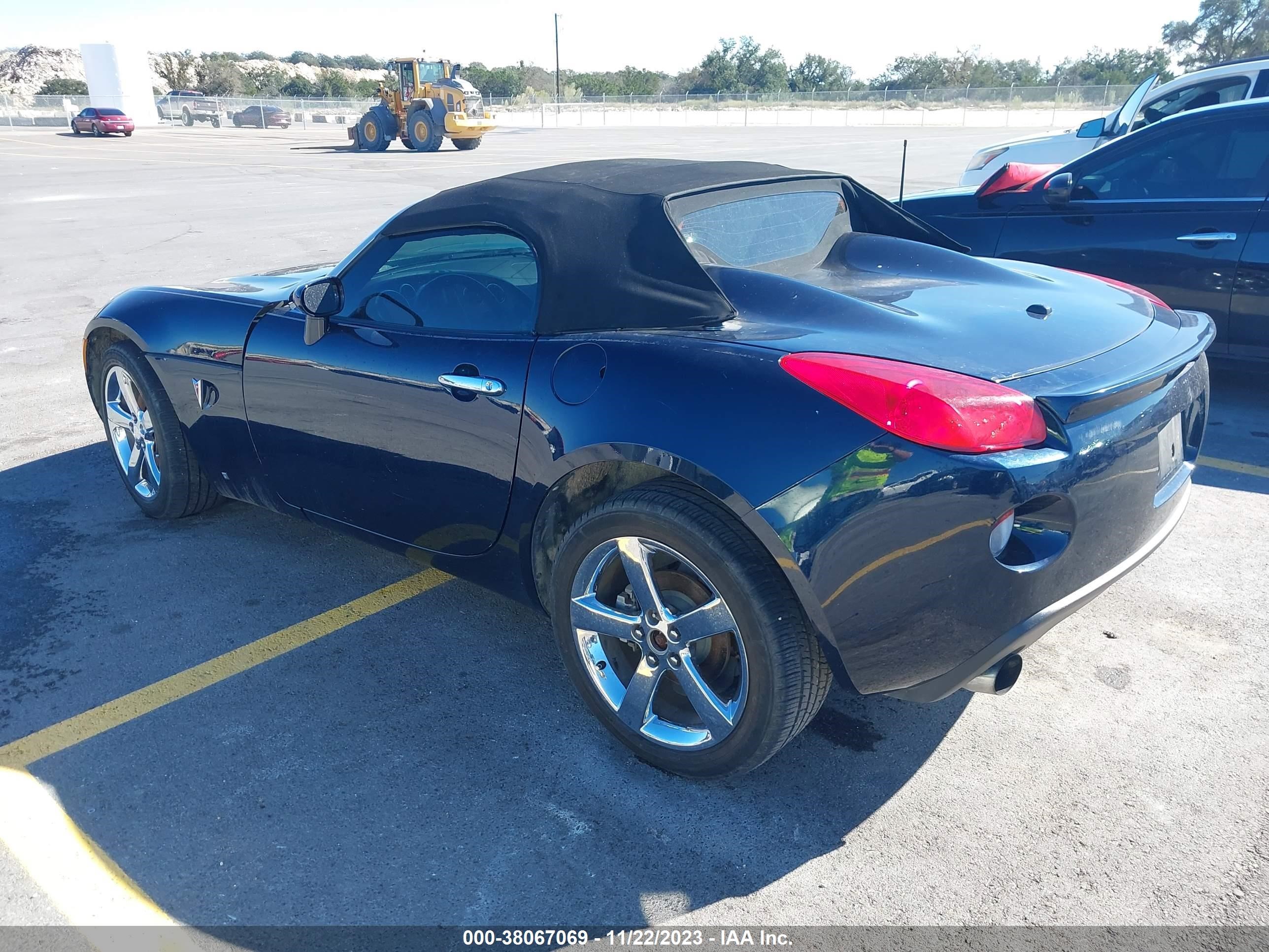 Photo 2 VIN: 1G2MG35XX7Y139816 - PONTIAC SOLSTICE 