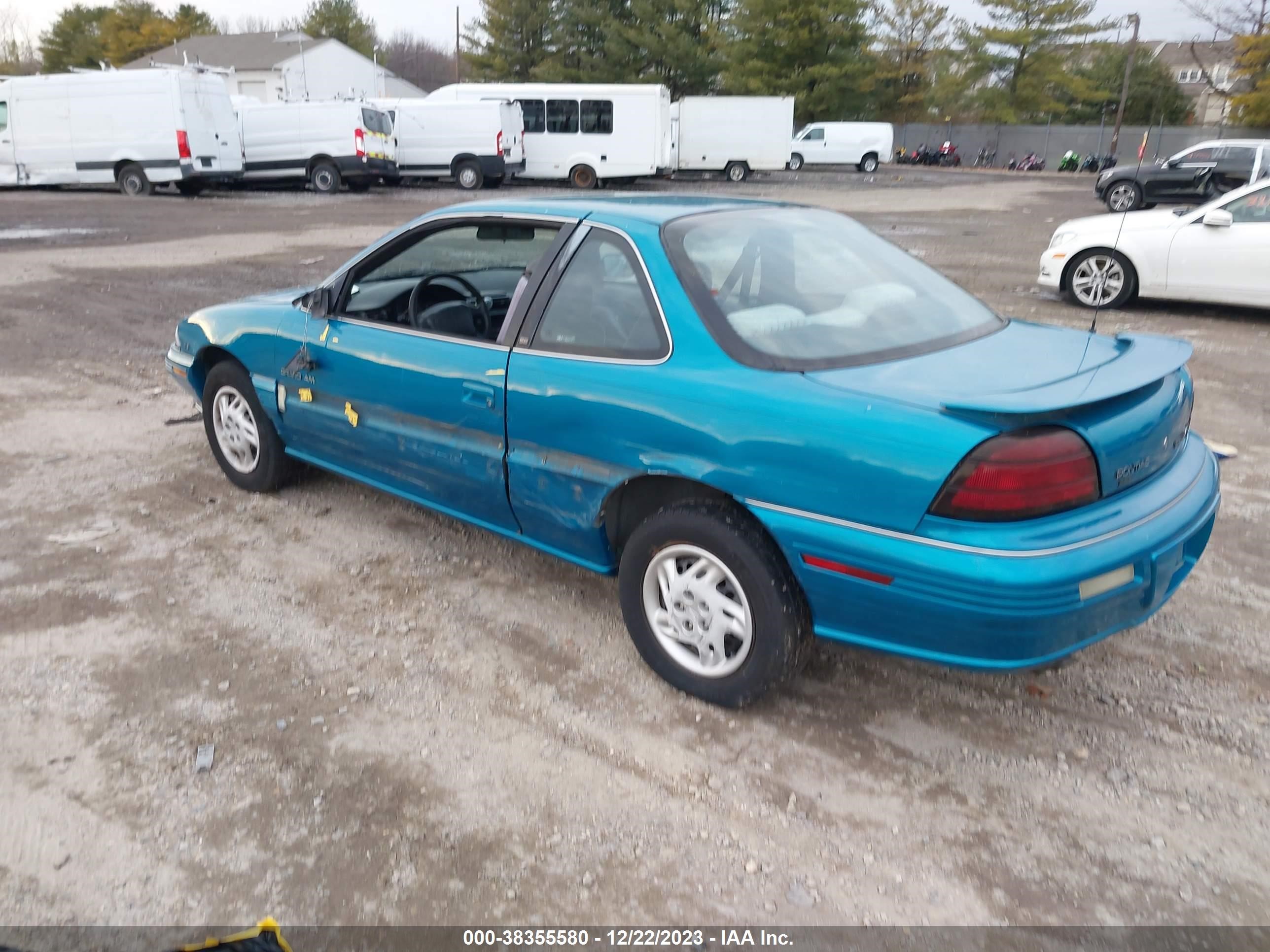 Photo 2 VIN: 1G2NE15M5SM505542 - PONTIAC GRAND AM 