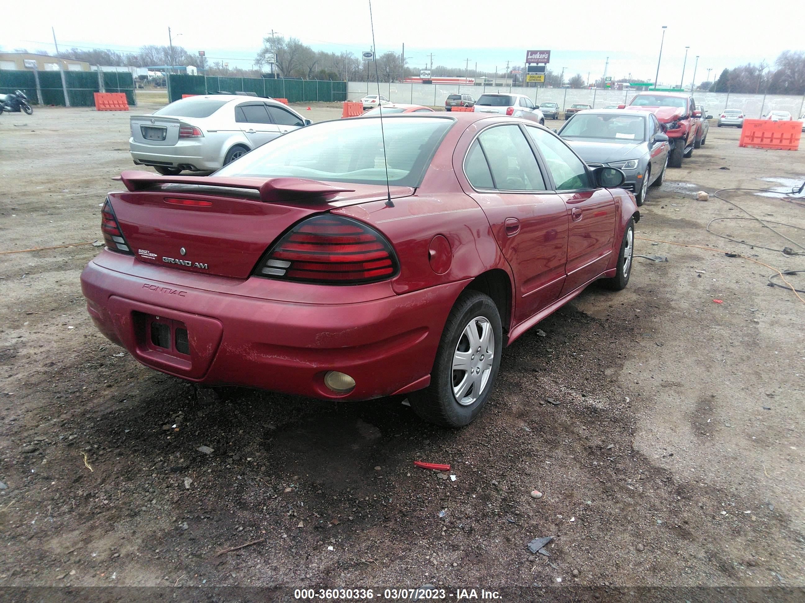 Photo 3 VIN: 1G2NE52E15M140754 - PONTIAC GRAND AM 