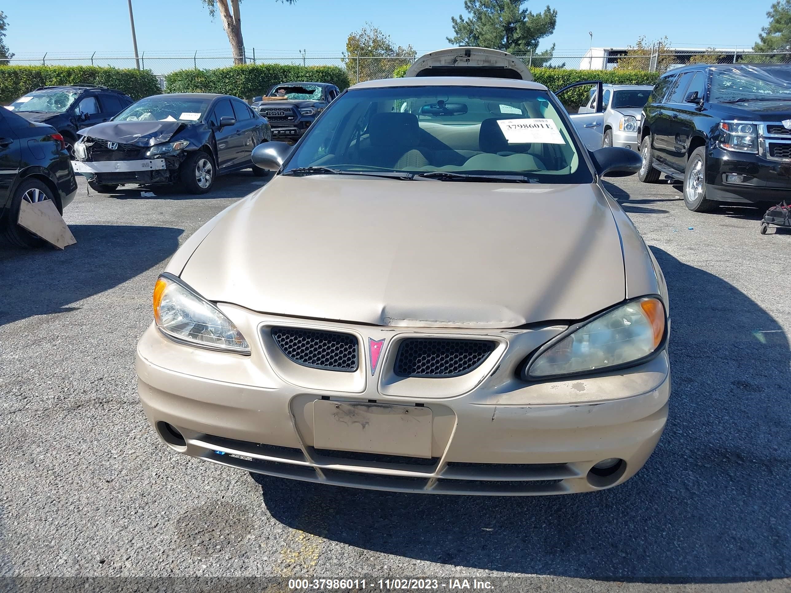 Photo 11 VIN: 1G2NE52E95M201719 - PONTIAC GRAND AM 