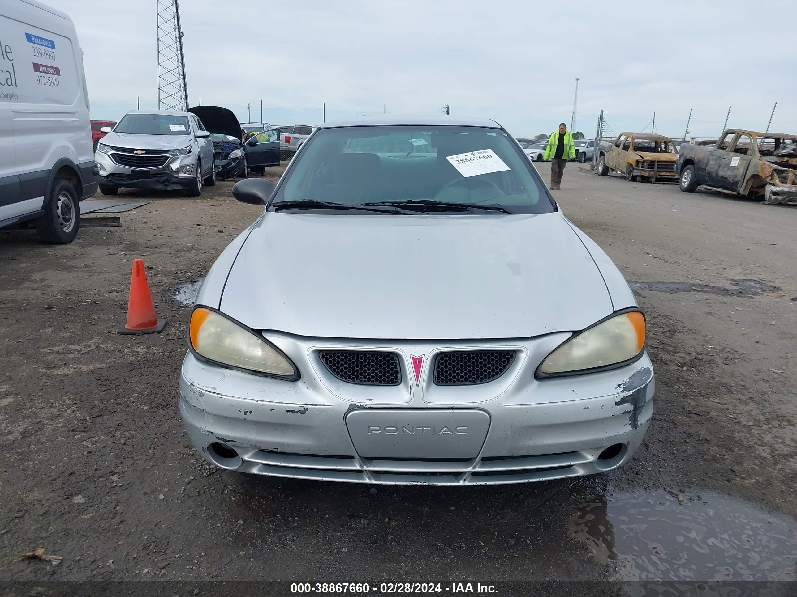 Photo 11 VIN: 1G2NE52EX5M147170 - PONTIAC GRAND AM 