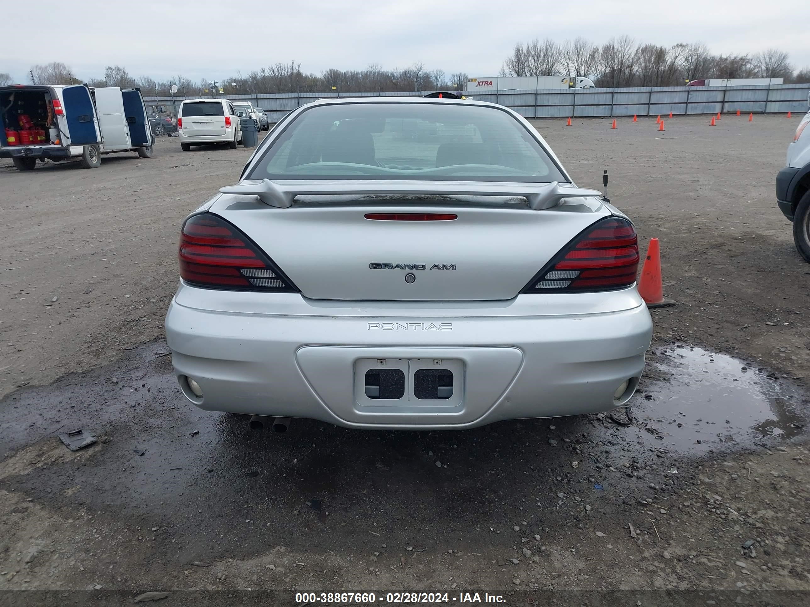 Photo 15 VIN: 1G2NE52EX5M147170 - PONTIAC GRAND AM 