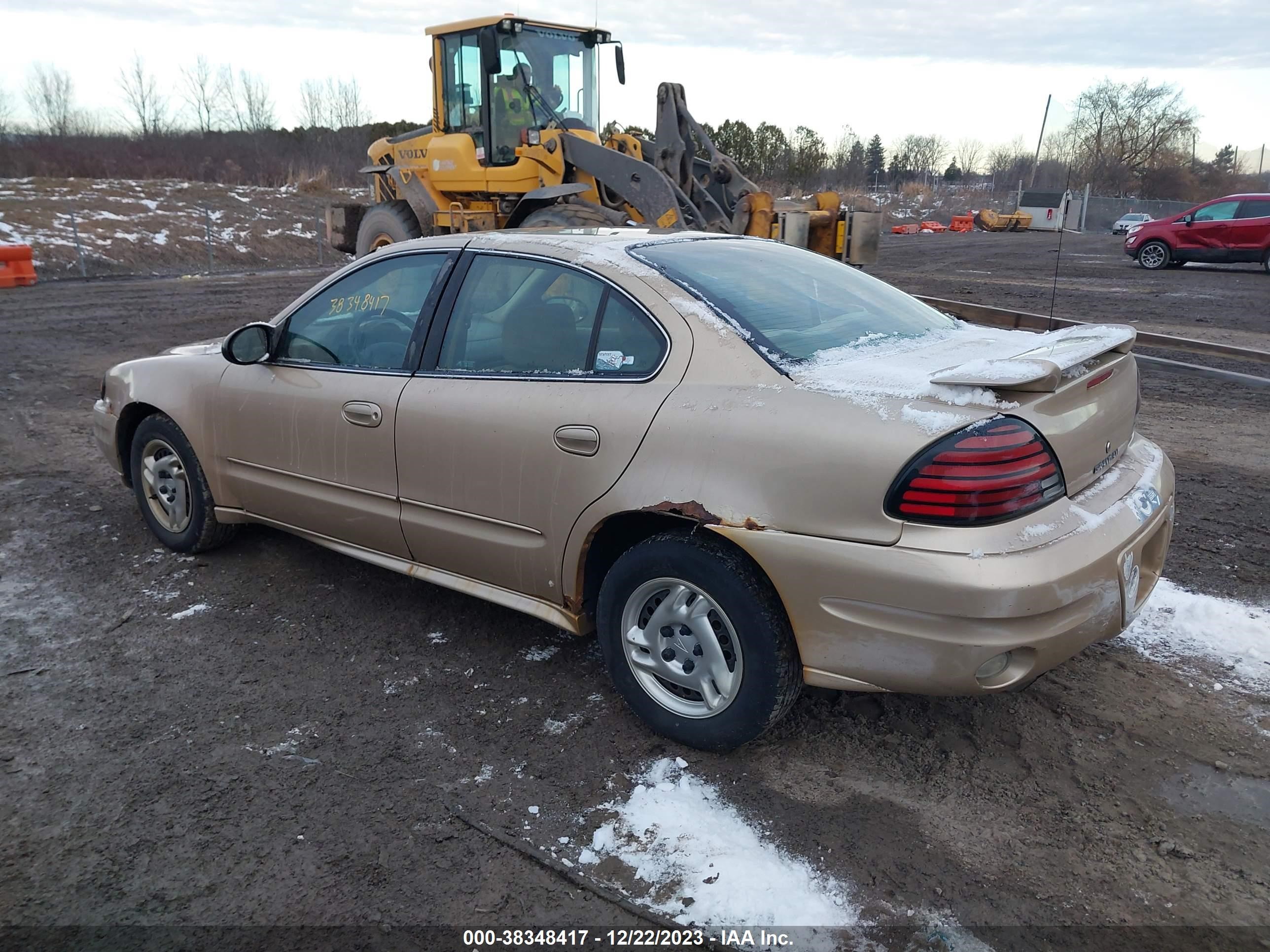 Photo 2 VIN: 1G2NE52F84C103746 - PONTIAC GRAND AM 