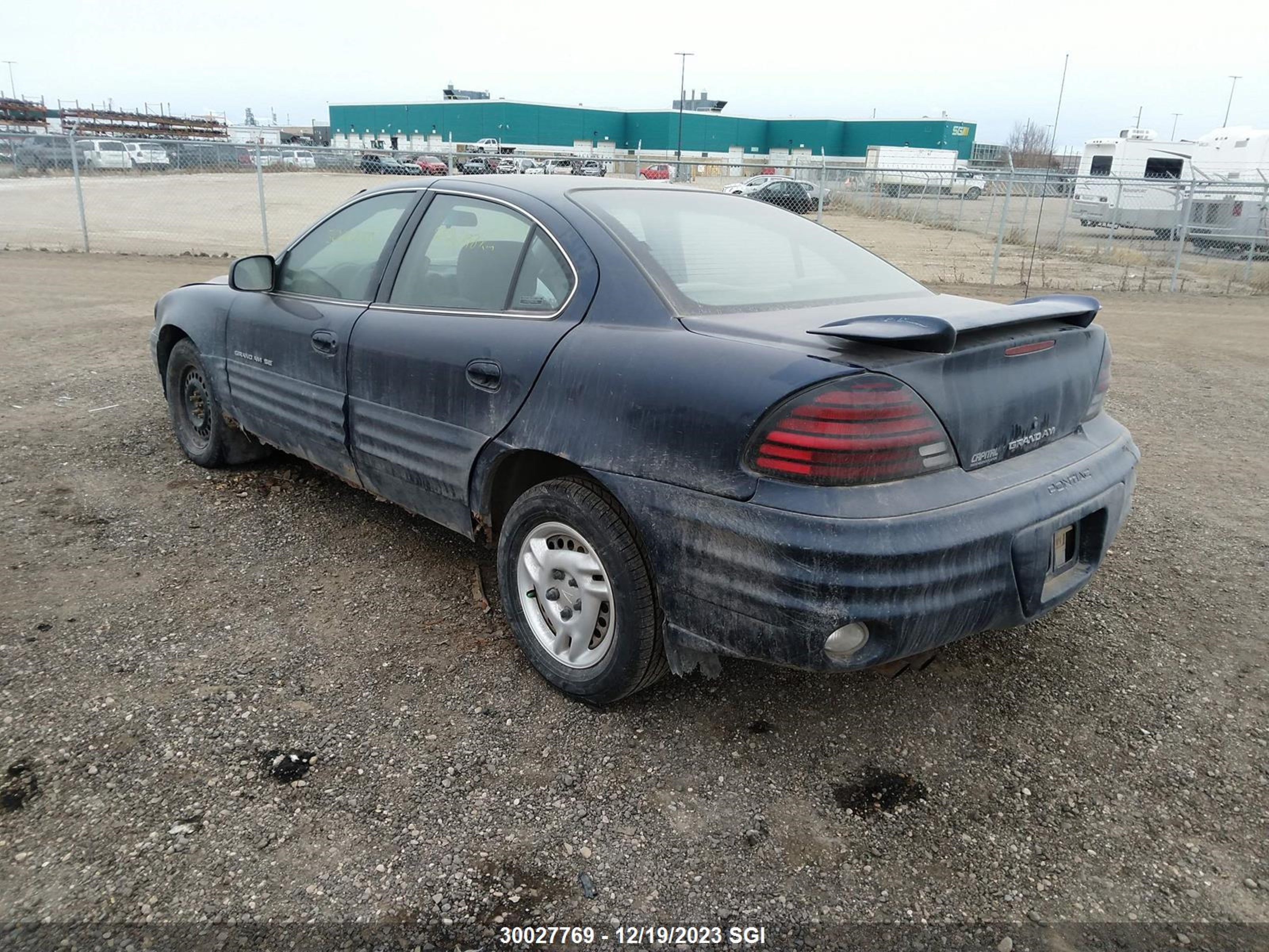 Photo 2 VIN: 1G2NE52T11C214141 - PONTIAC GRAND AM 