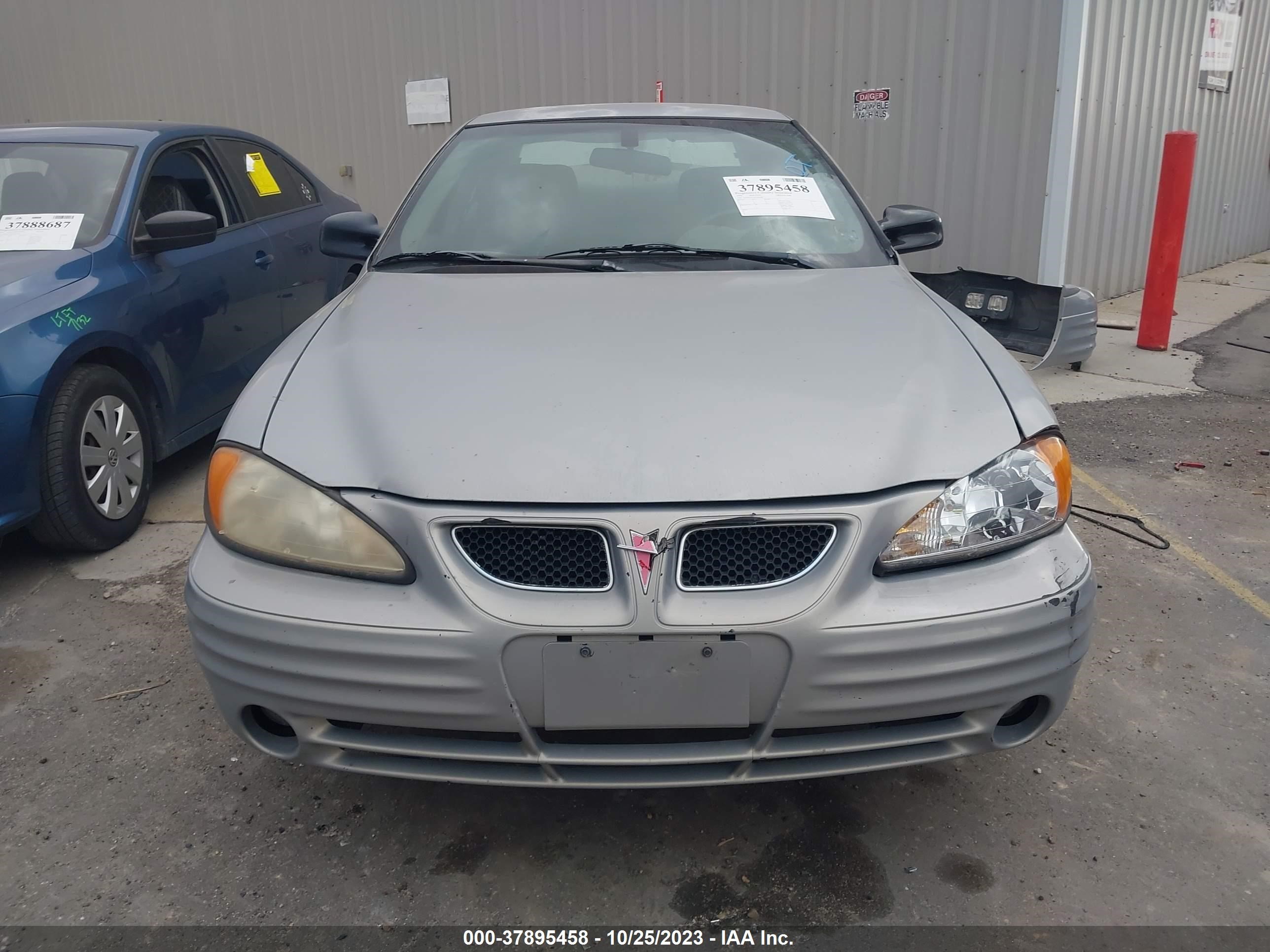 Photo 12 VIN: 1G2NE52T1XC529420 - PONTIAC GRAND AM 