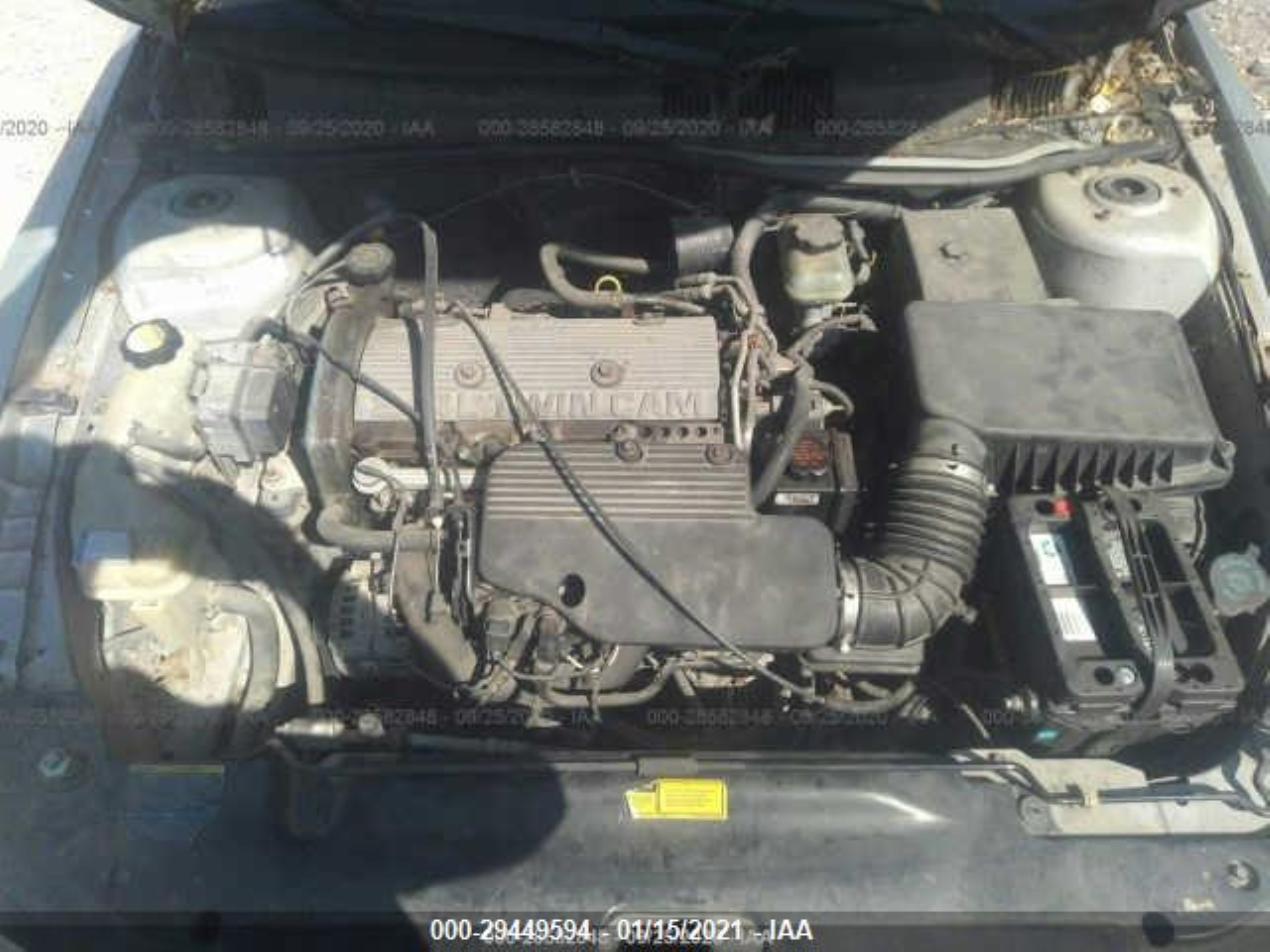 Photo 9 VIN: 1G2NE52TX1M674070 - PONTIAC GRAND AM 