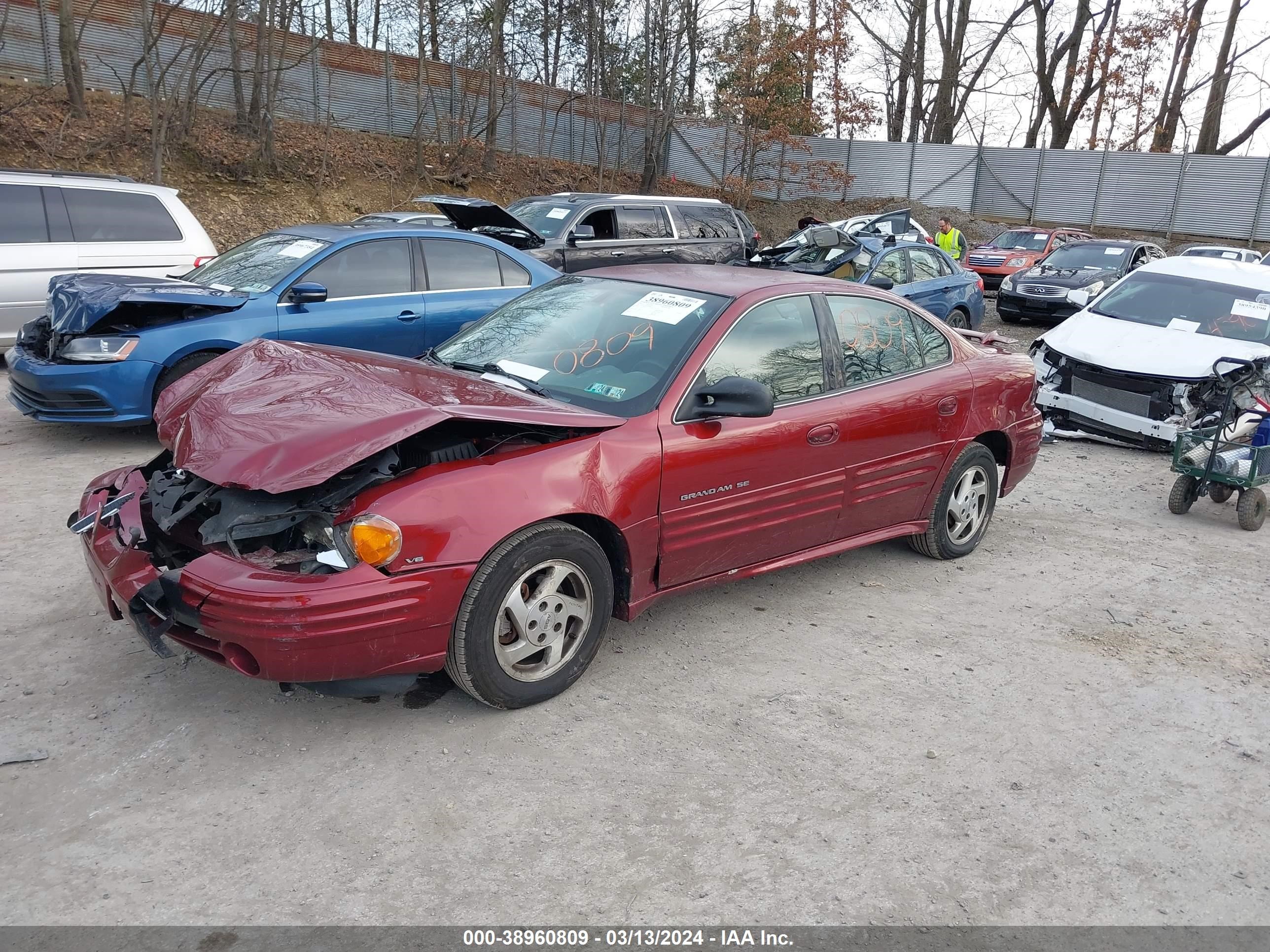 Photo 1 VIN: 1G2NF52E1YC546492 - PONTIAC GRAND AM 