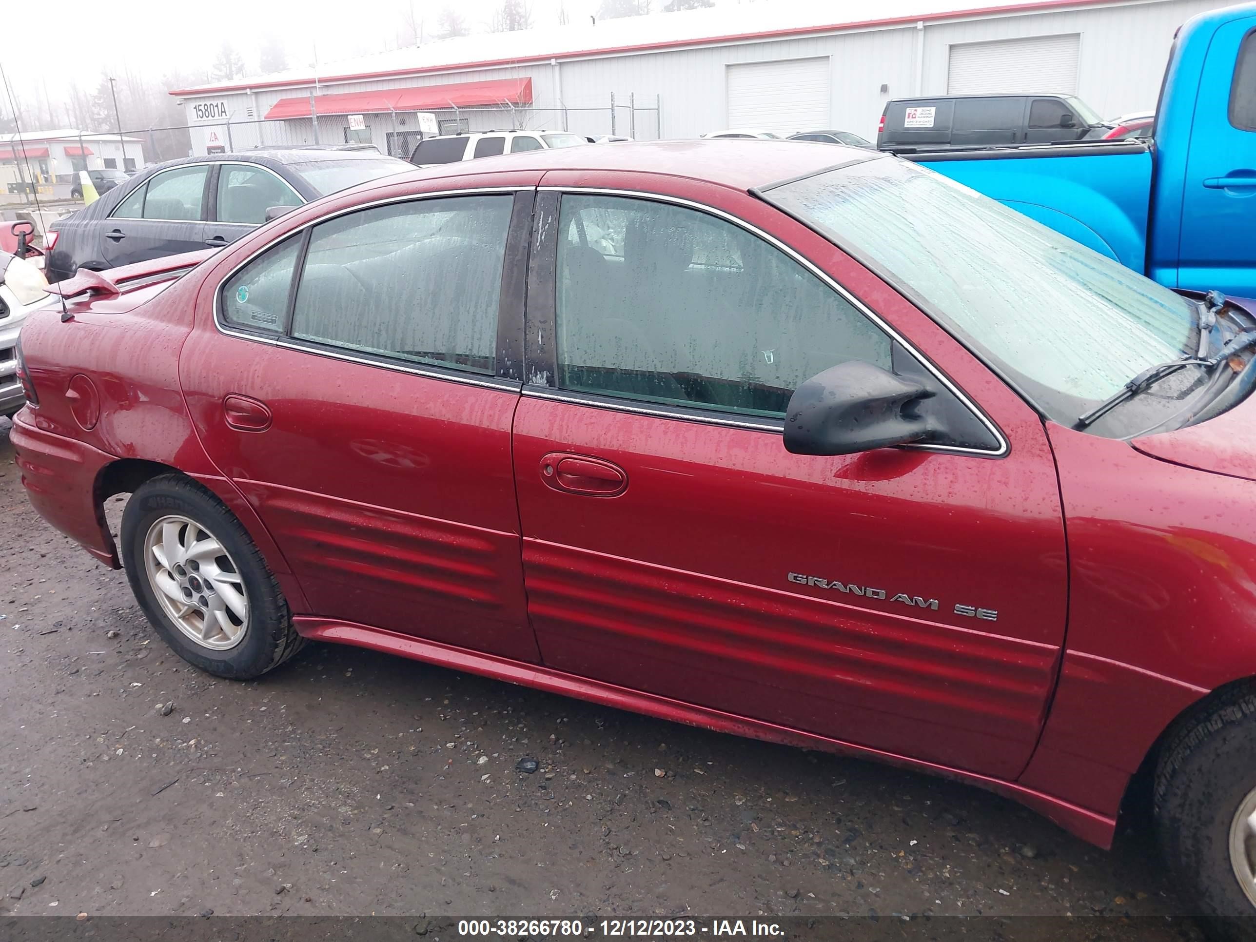 Photo 12 VIN: 1G2NF52E21M516711 - PONTIAC GRAND AM 