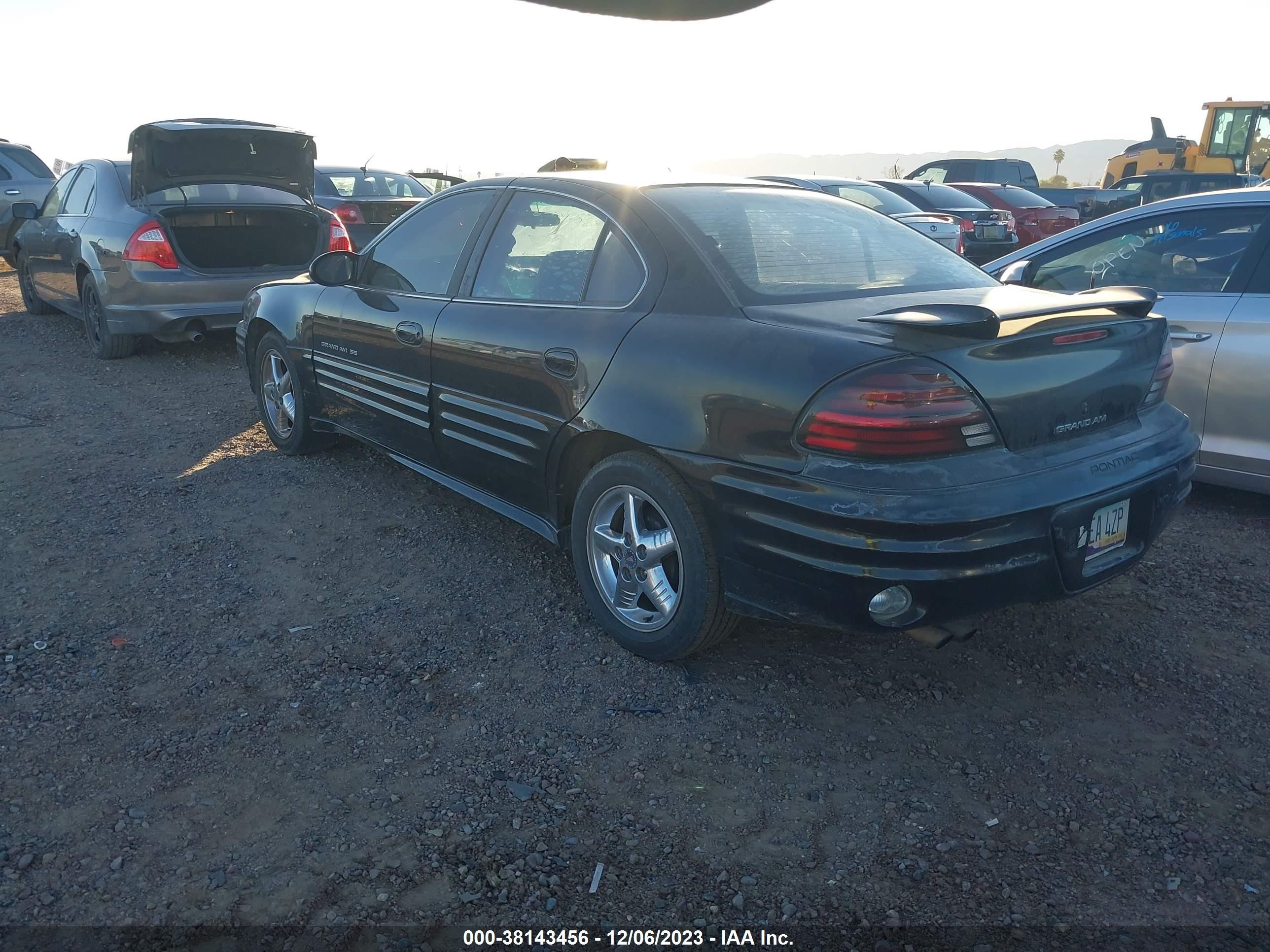 Photo 2 VIN: 1G2NF52E22M626109 - PONTIAC GRAND AM 