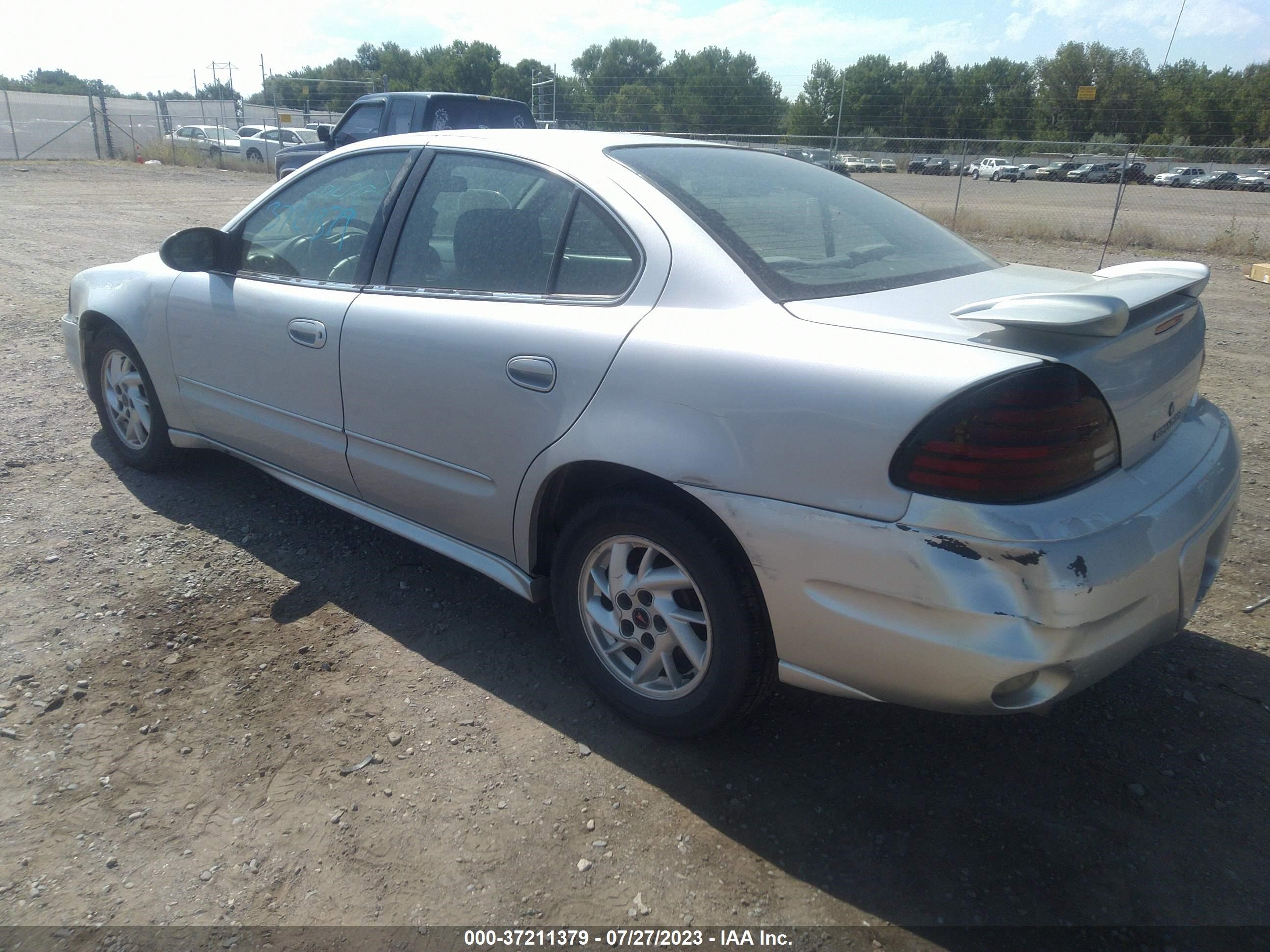 Photo 2 VIN: 1G2NF52E24C251346 - PONTIAC GRAND AM 