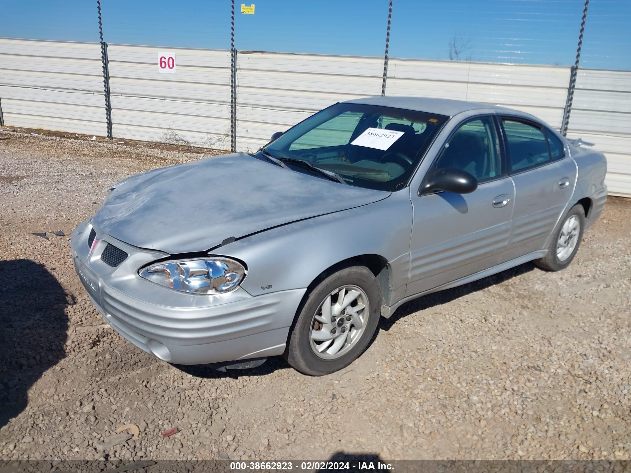 Photo 1 VIN: 1G2NF52E32M661807 - PONTIAC GRAND AM 