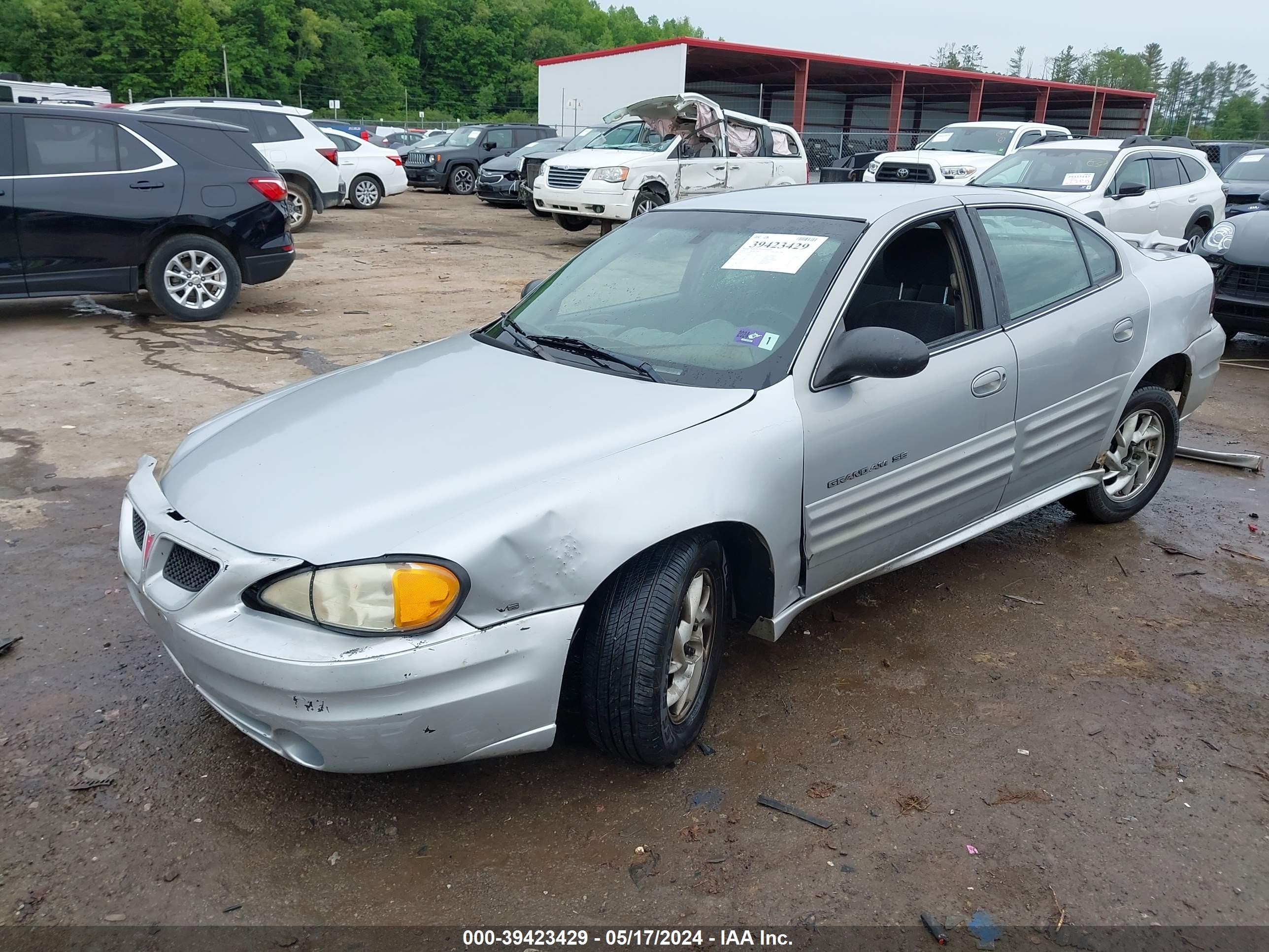 Photo 1 VIN: 1G2NF52E33C237227 - PONTIAC GRAND AM 