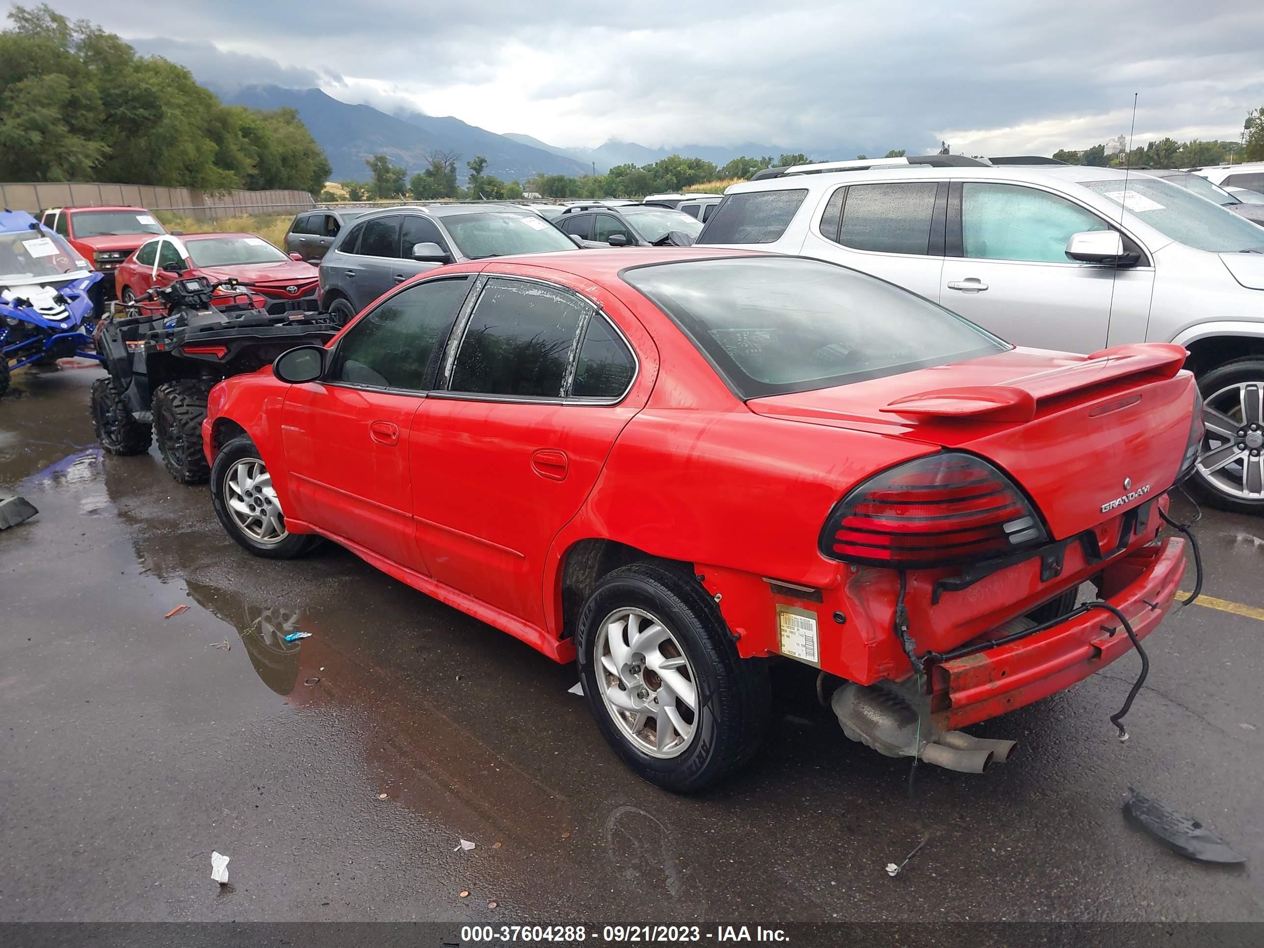 Photo 2 VIN: 1G2NF52E44C182529 - PONTIAC GRAND AM 