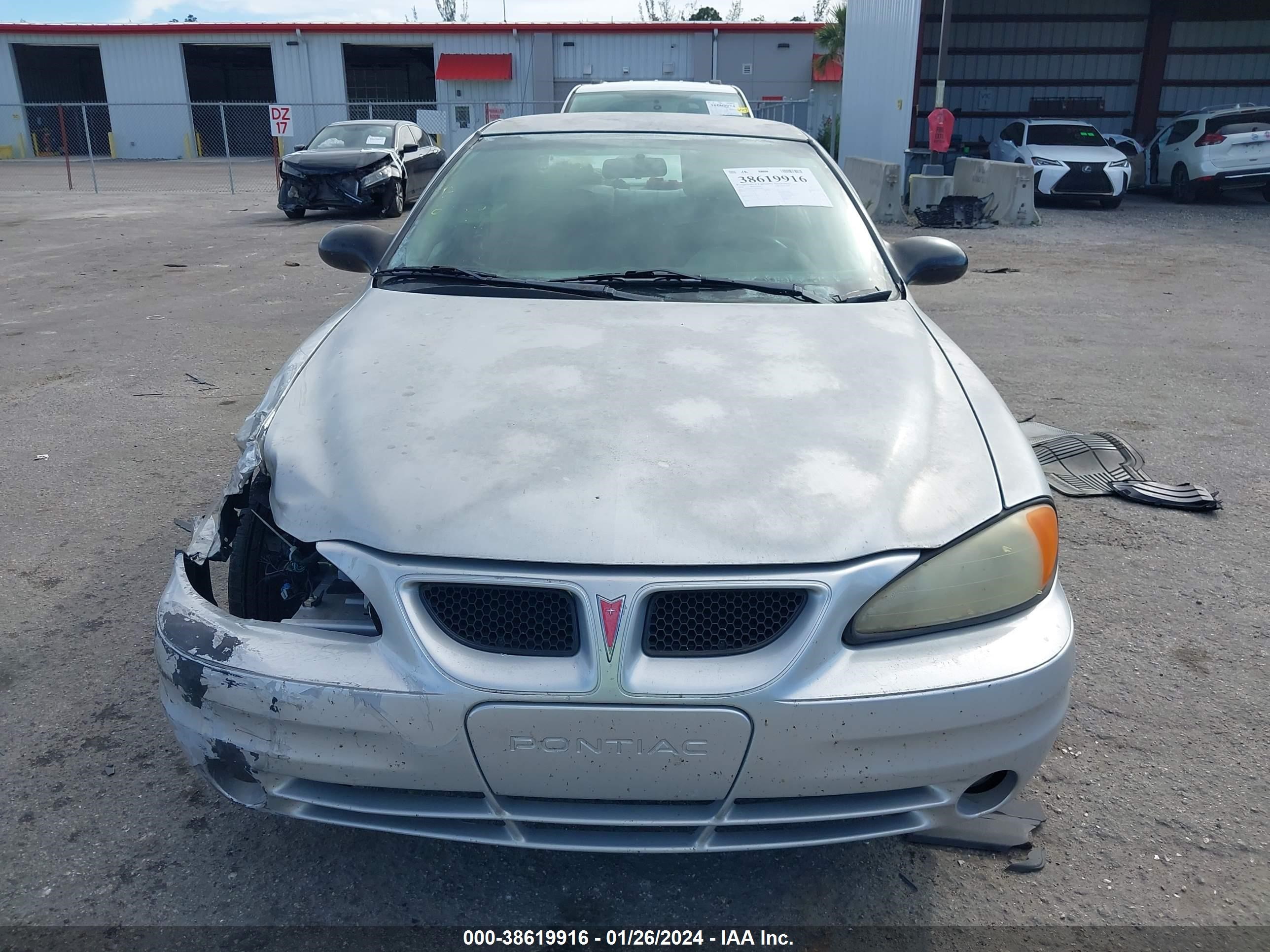 Photo 11 VIN: 1G2NF52E74M603783 - PONTIAC GRAND AM 