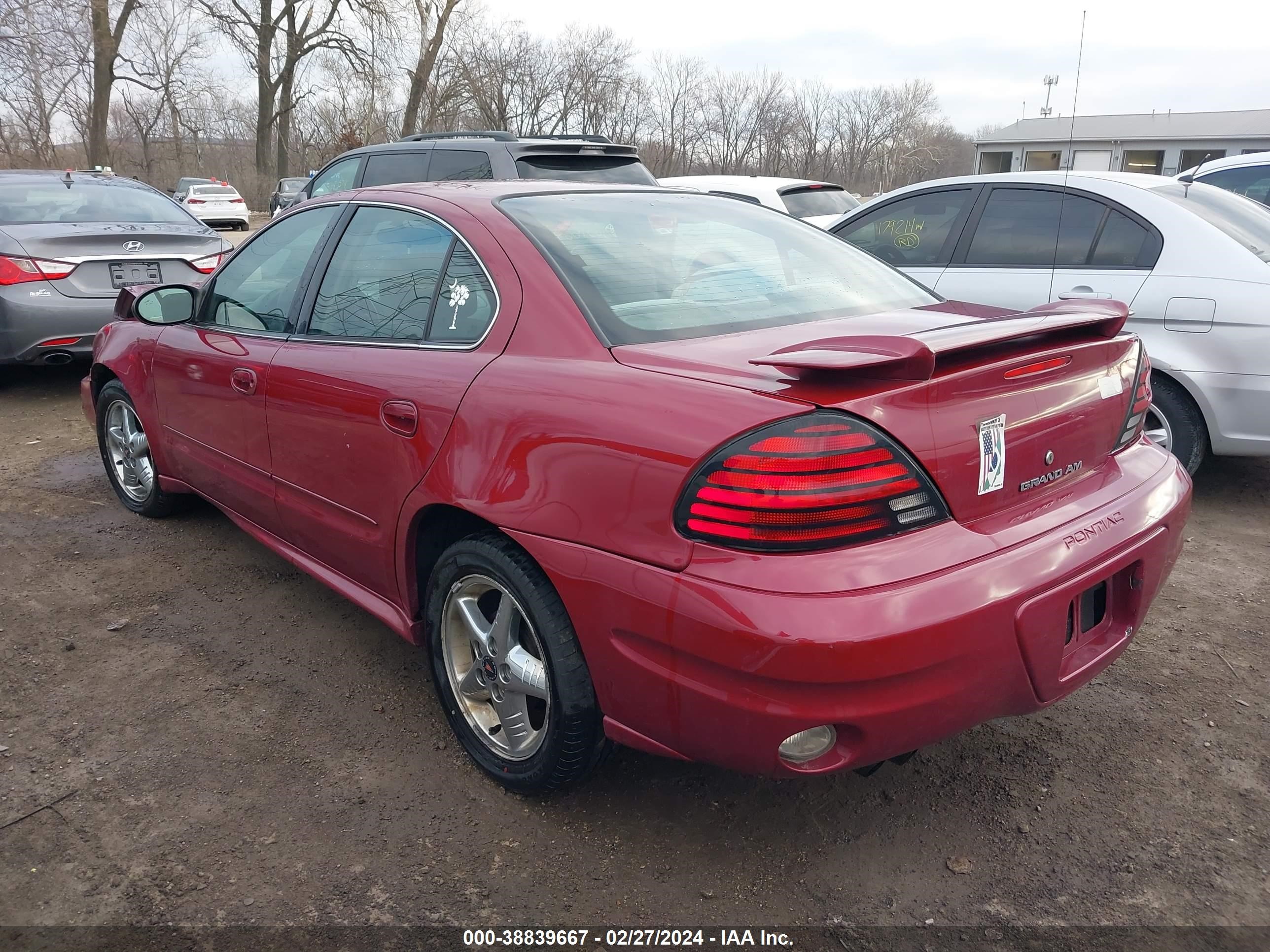 Photo 2 VIN: 1G2NF52E84C149615 - PONTIAC GRAND AM 