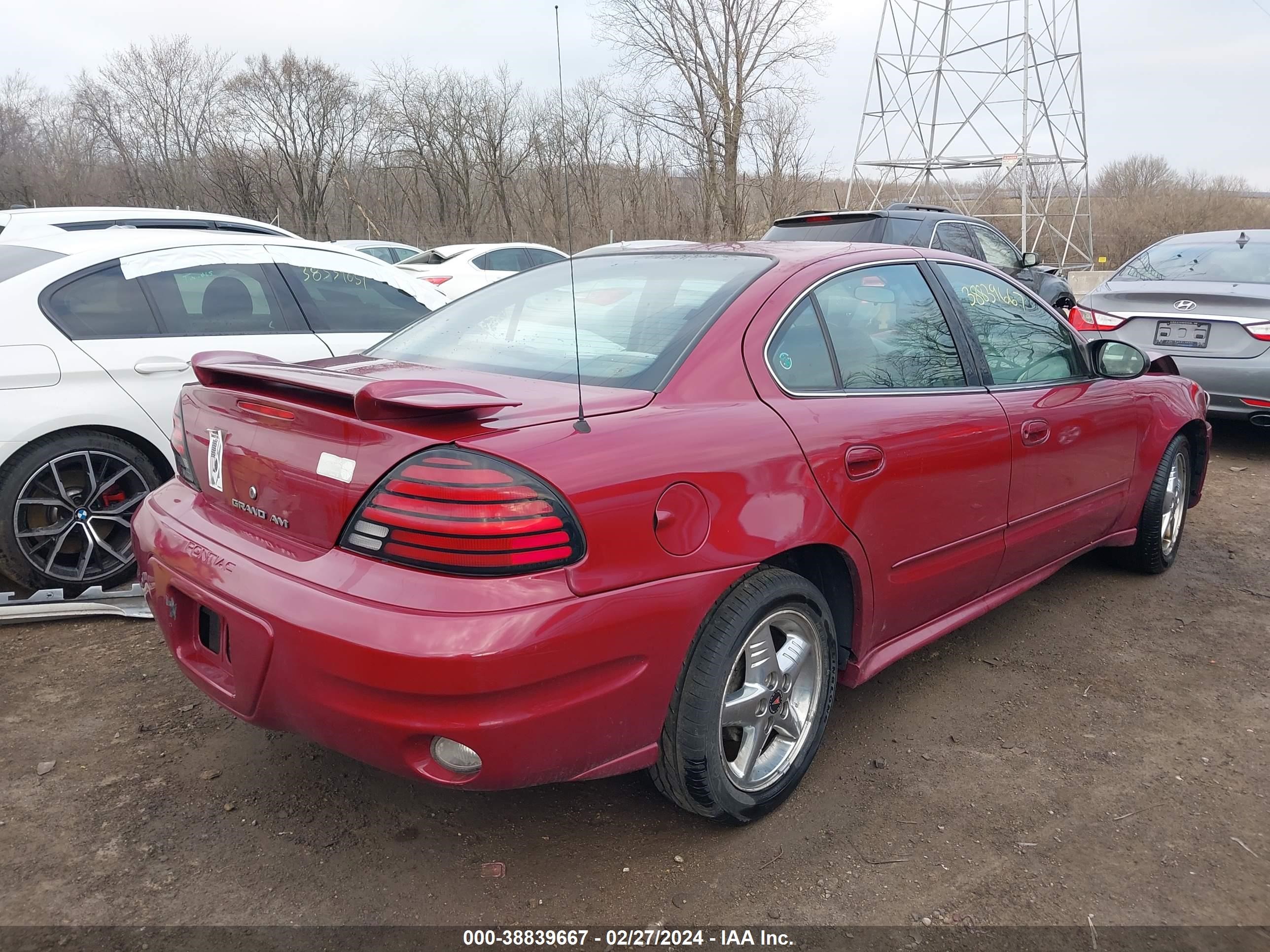 Photo 3 VIN: 1G2NF52E84C149615 - PONTIAC GRAND AM 