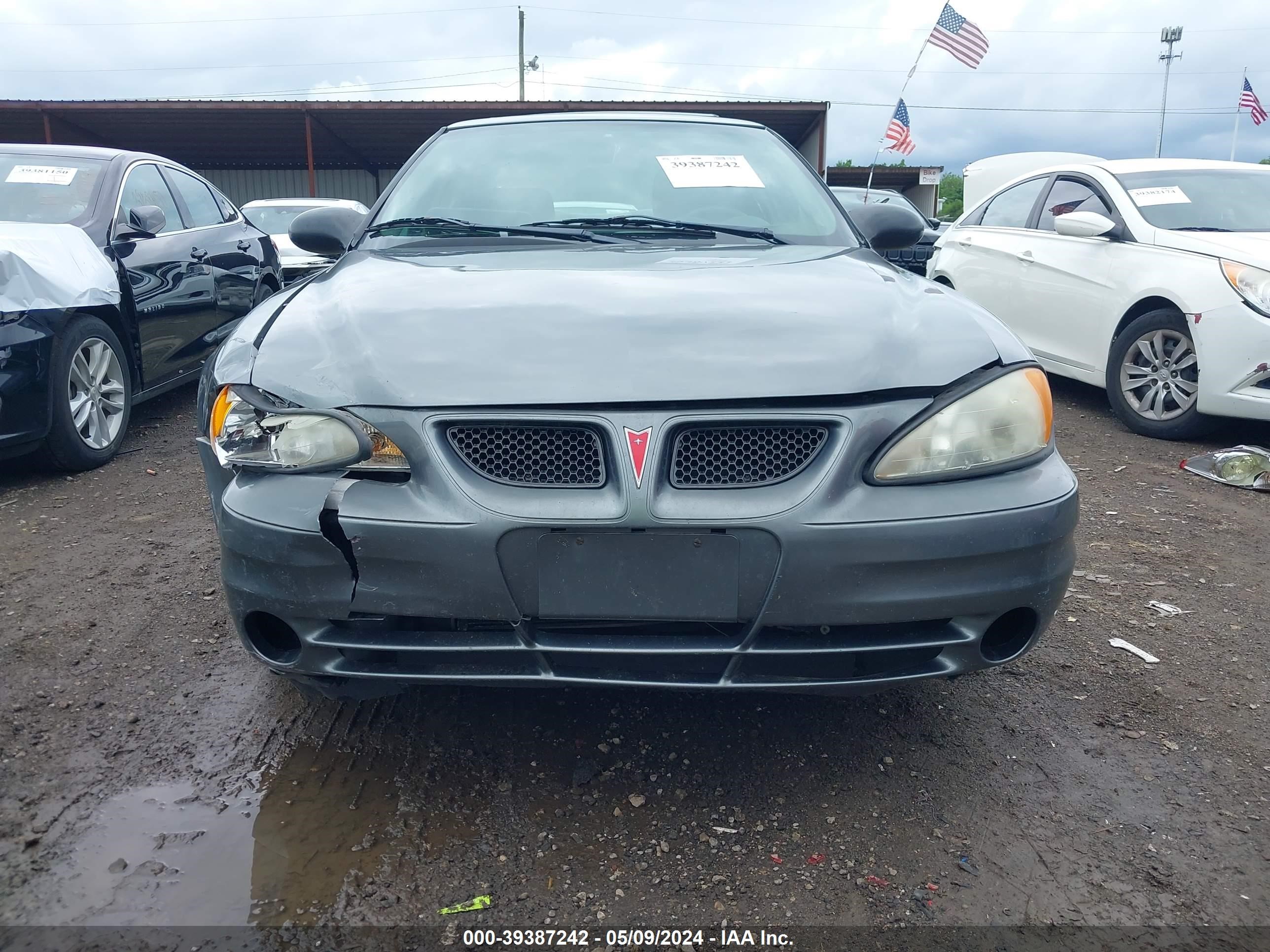 Photo 5 VIN: 1G2NF52E84M649316 - PONTIAC GRAND AM 