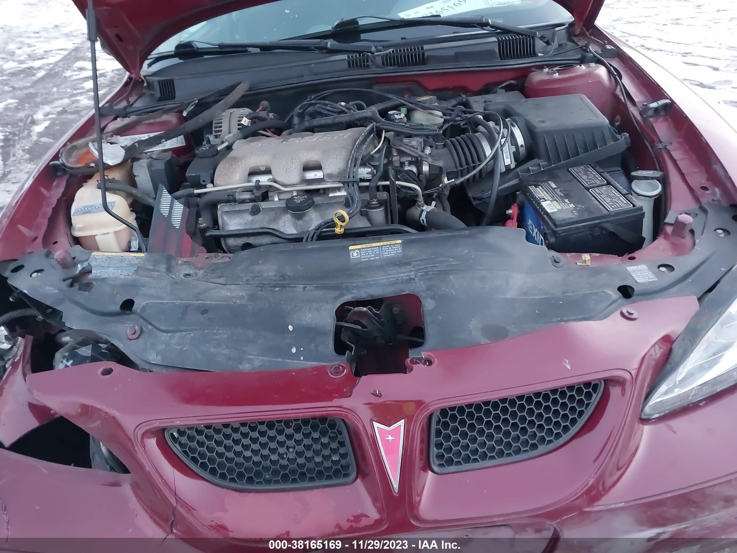 Photo 9 VIN: 1G2NF52EX4M568981 - PONTIAC GRAND AM 