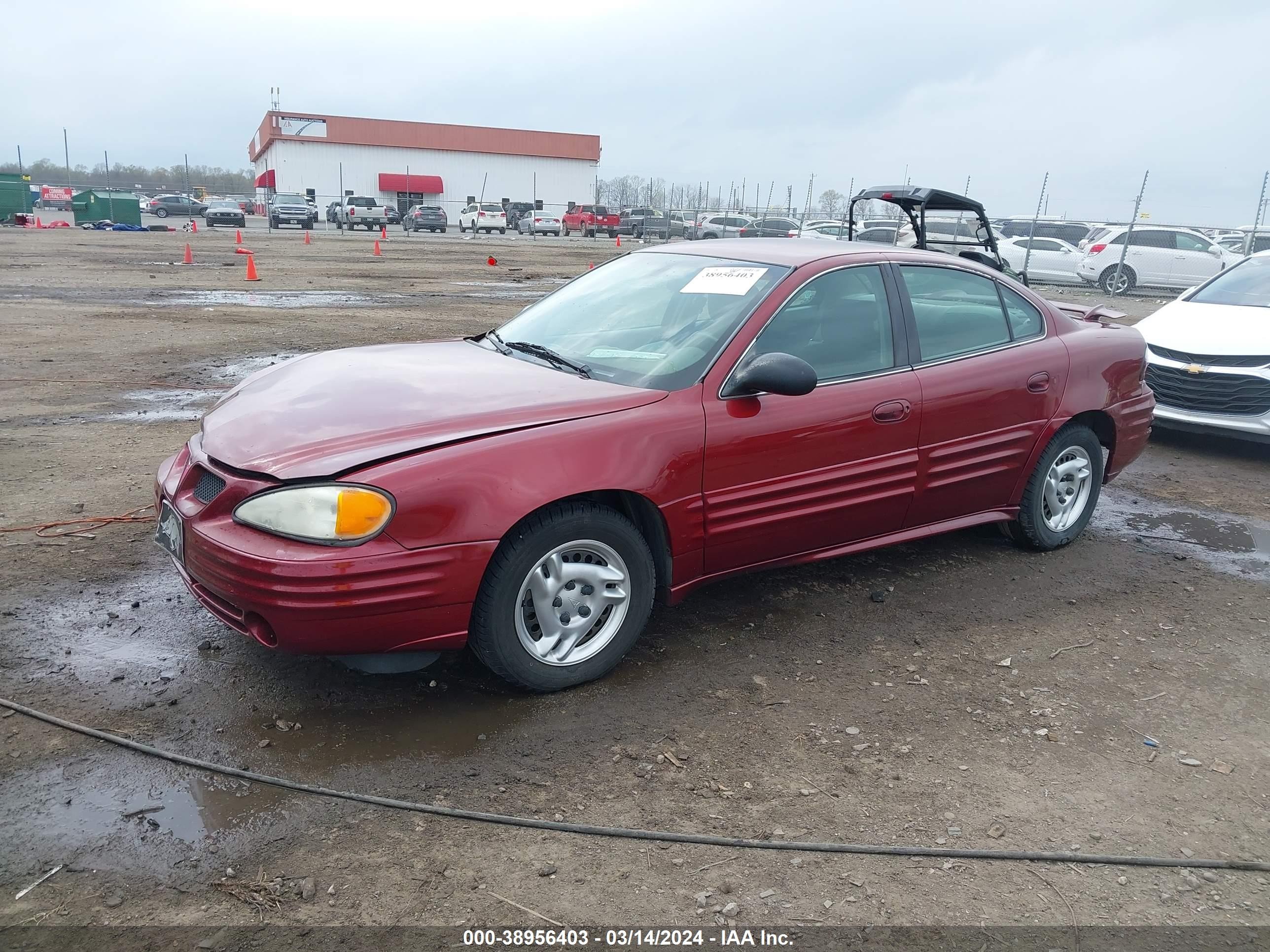 Photo 1 VIN: 1G2NF52F42C280238 - PONTIAC GRAND AM 