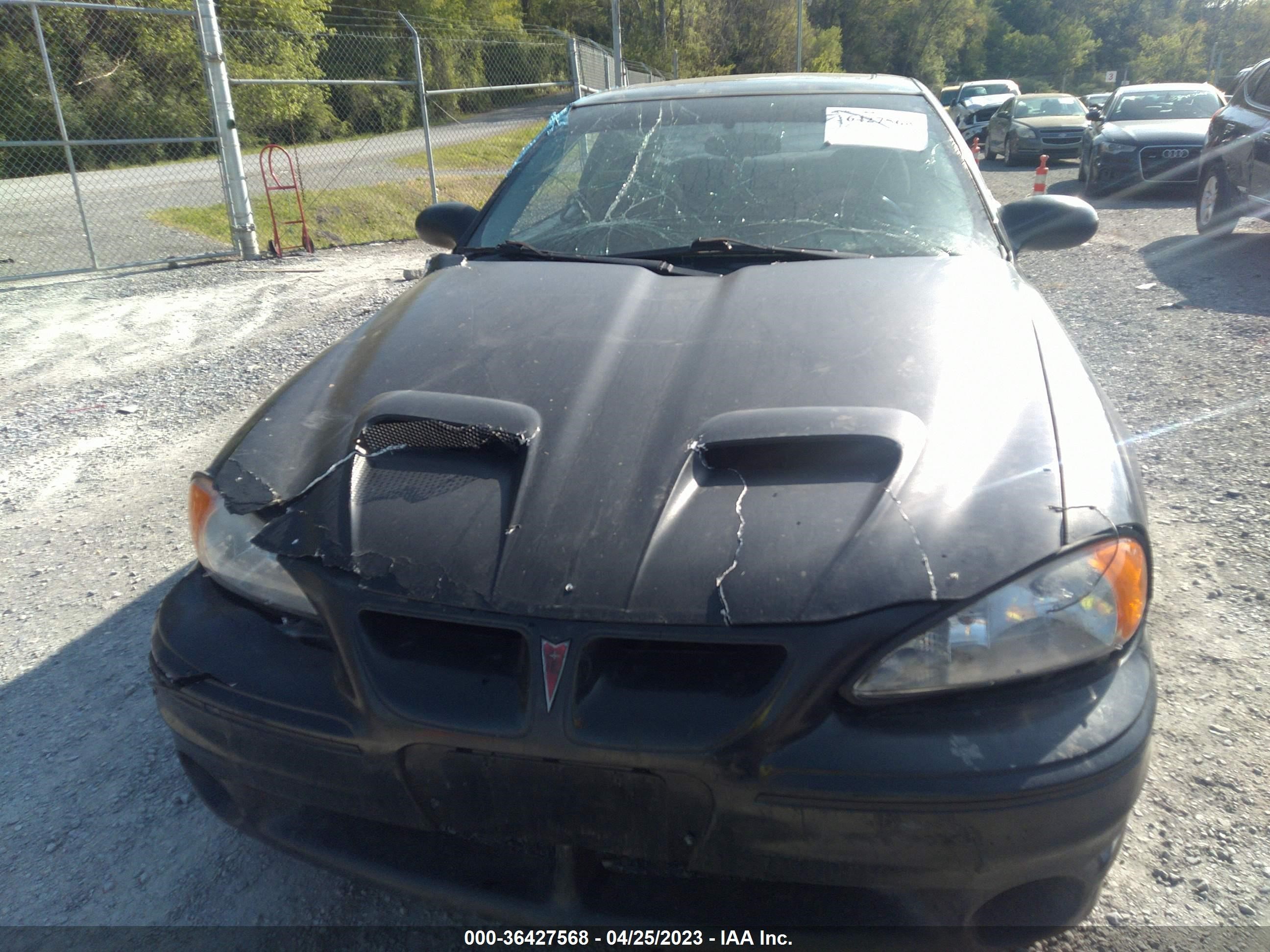 Photo 5 VIN: 1G2NV12E04C115454 - PONTIAC GRAND AM 