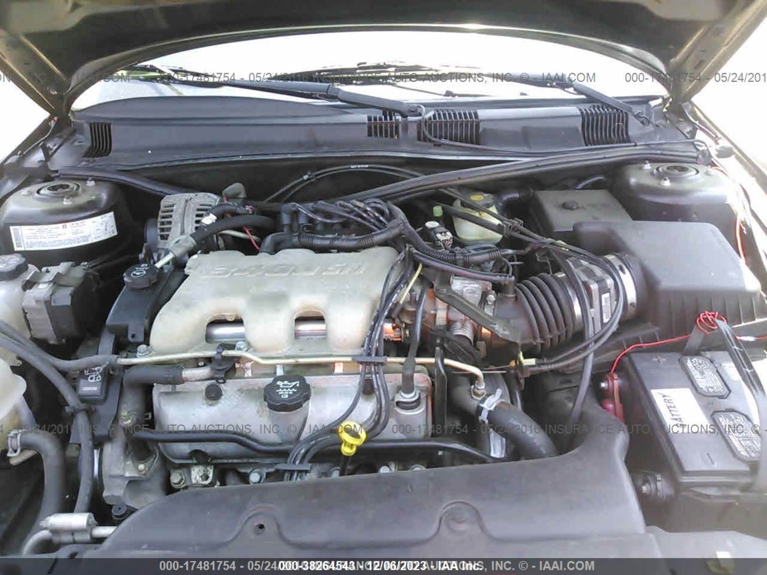 Photo 10 VIN: 1G2NV12E75M159981 - PONTIAC GRAND AM 