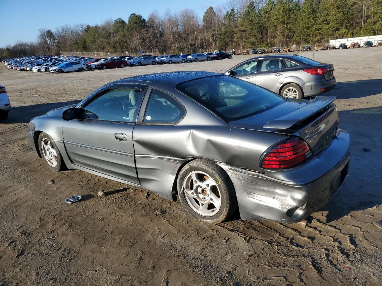 Photo 1 VIN: 1G2NV12E85M166454 - PONTIAC GRAND AM 