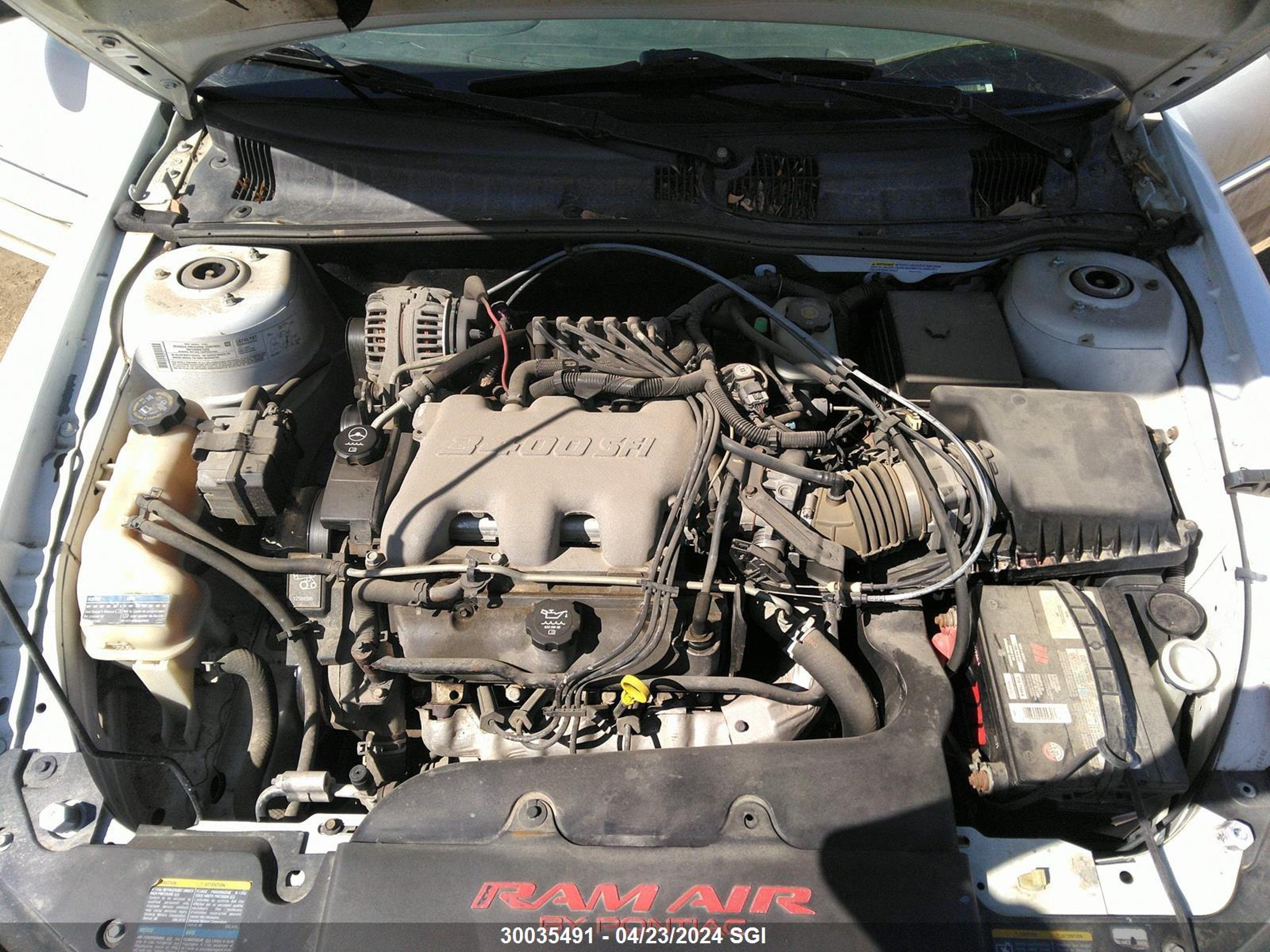 Photo 9 VIN: 1G2NW12E05M170897 - PONTIAC GRAND AM 