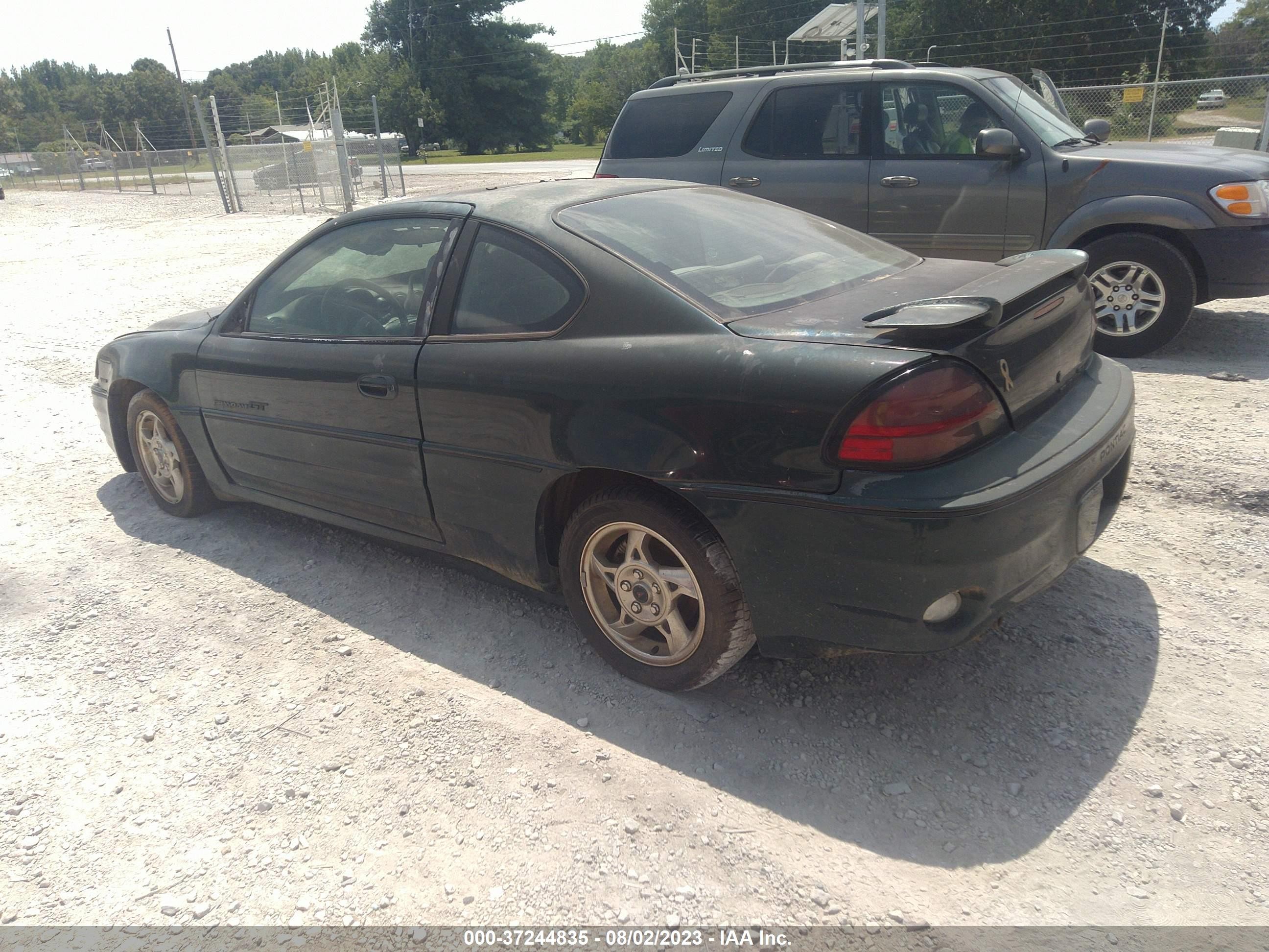 Photo 3 VIN: 1G2NW12E62C152406 - PONTIAC GRAND AM 