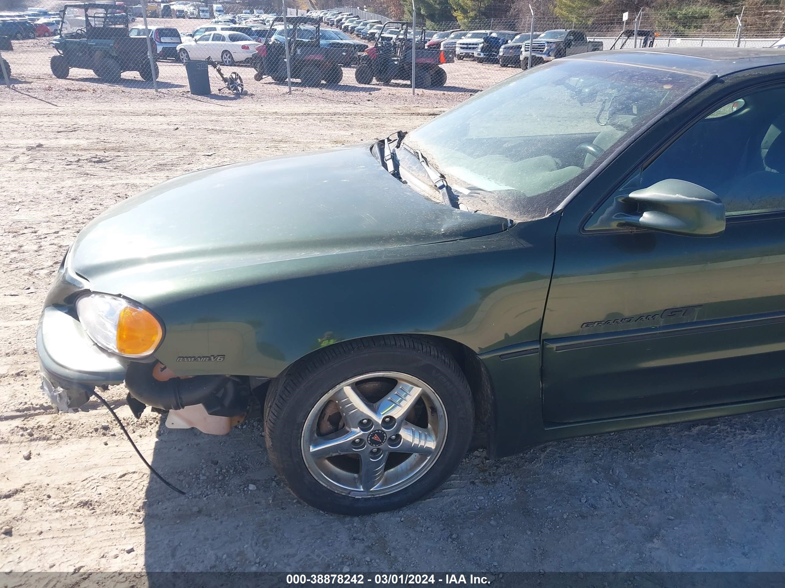 Photo 11 VIN: 1G2NW12E91M541999 - PONTIAC GRAND AM 