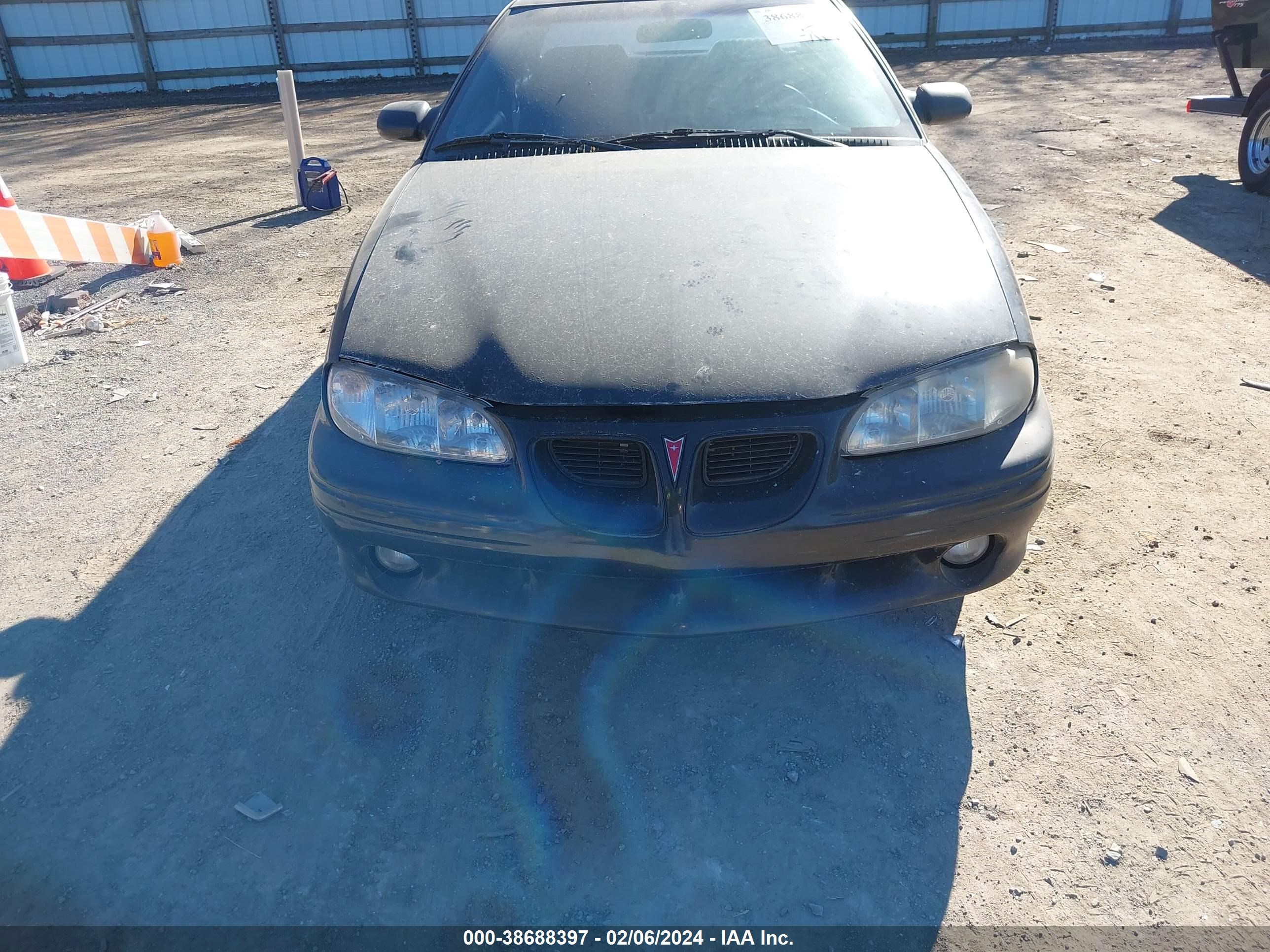 Photo 5 VIN: 1G2NW12T7VC757117 - PONTIAC GRAND AM 