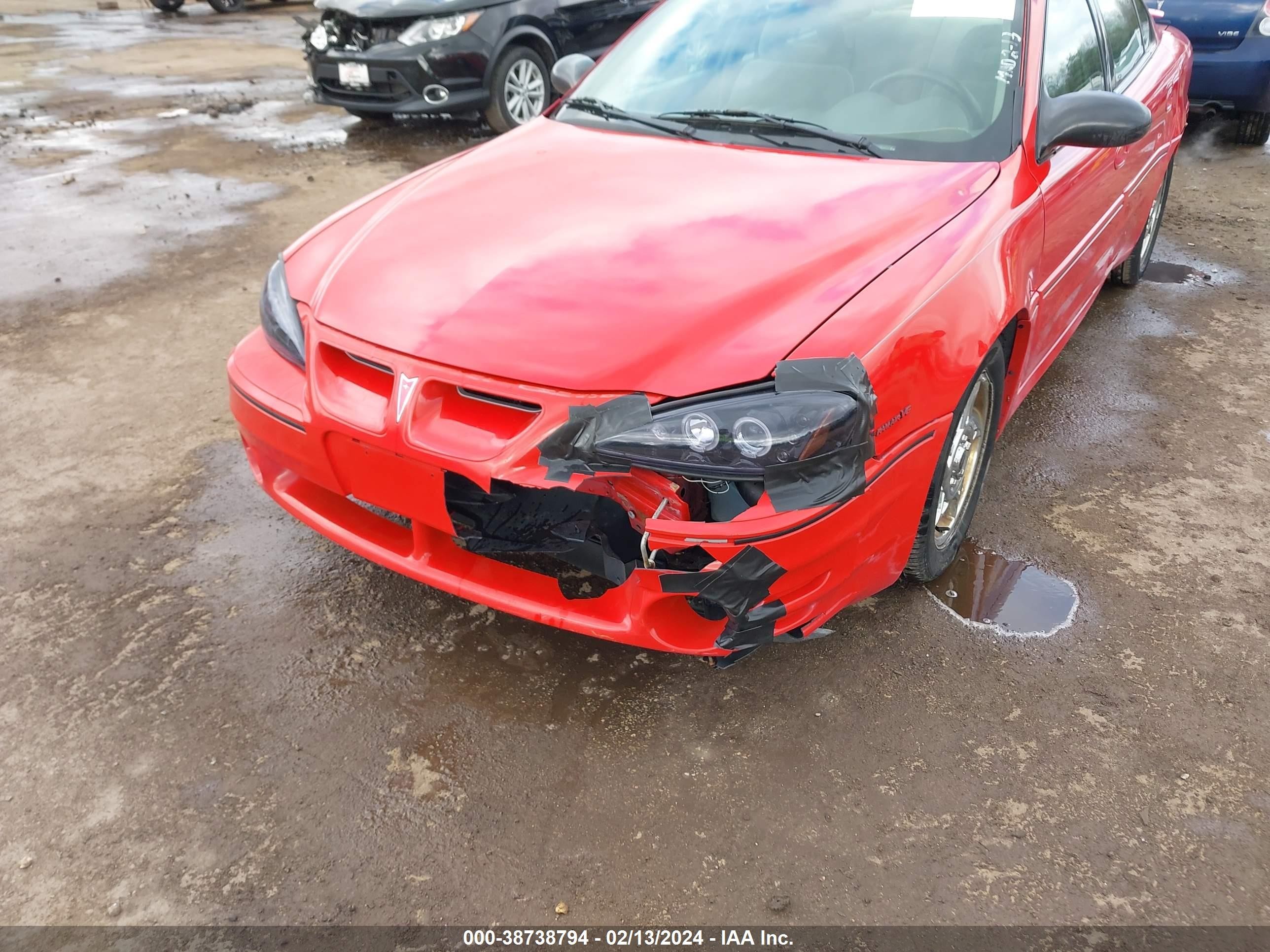 Photo 5 VIN: 1G2NW52E13C323698 - PONTIAC GRAND AM 