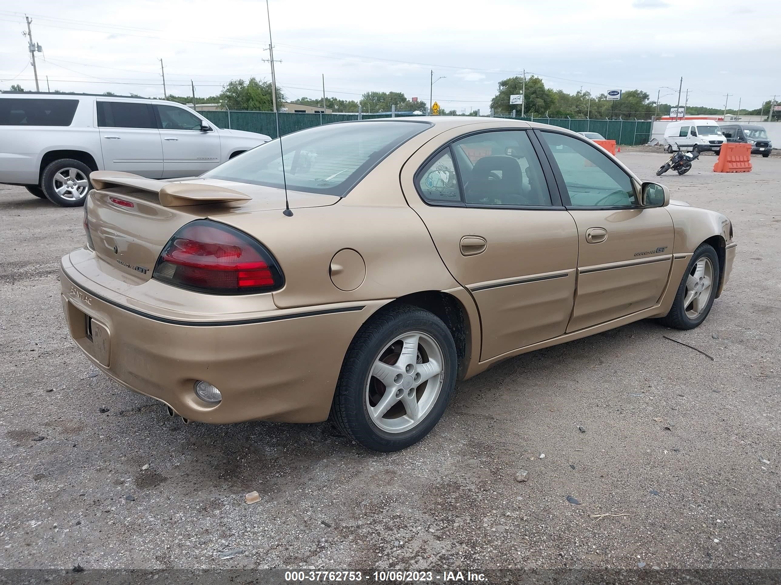 Photo 3 VIN: 1G2NW52E1XM806107 - PONTIAC GRAND AM 