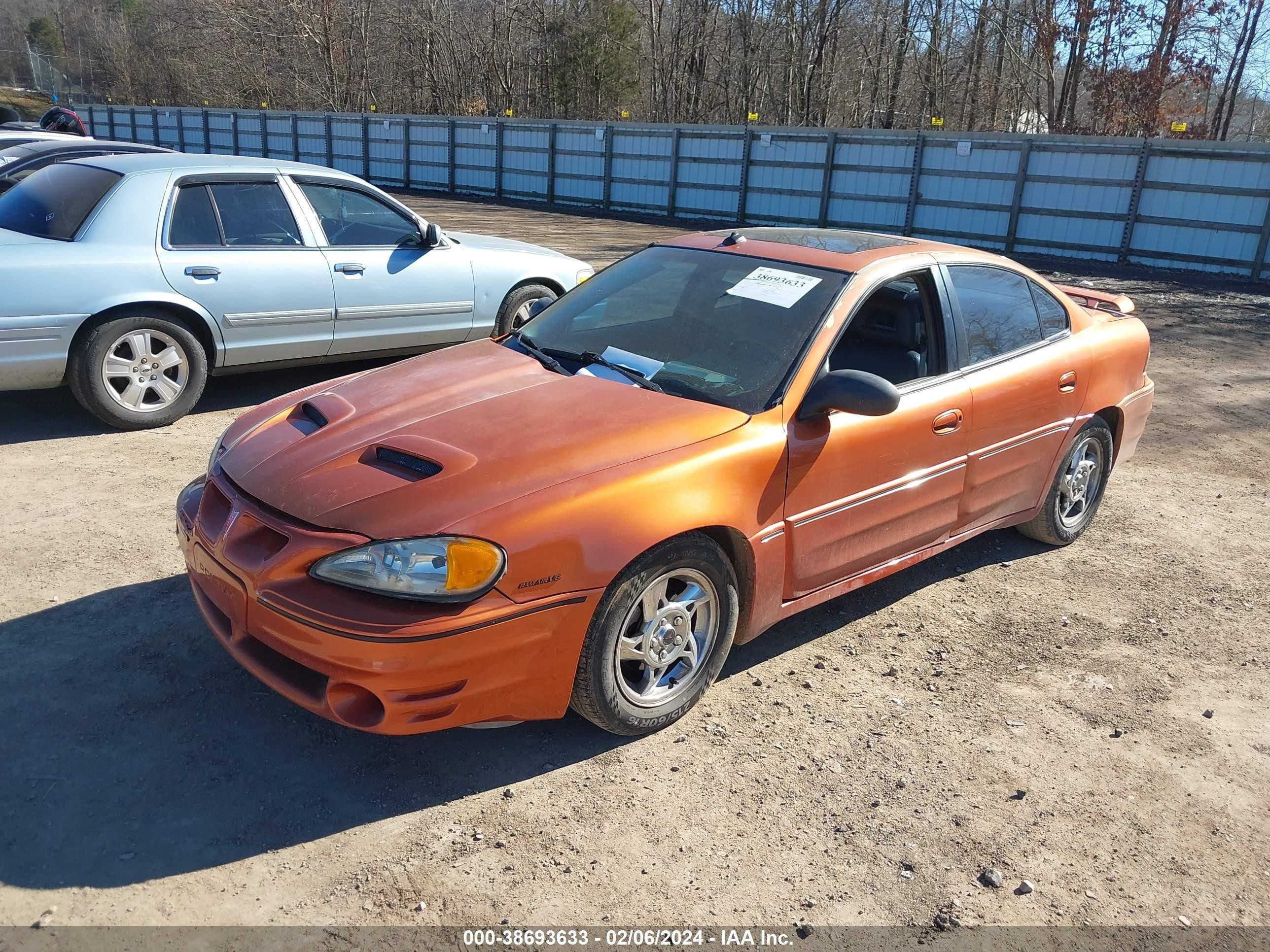 Photo 1 VIN: 1G2NW52E33C308765 - PONTIAC GRAND AM 