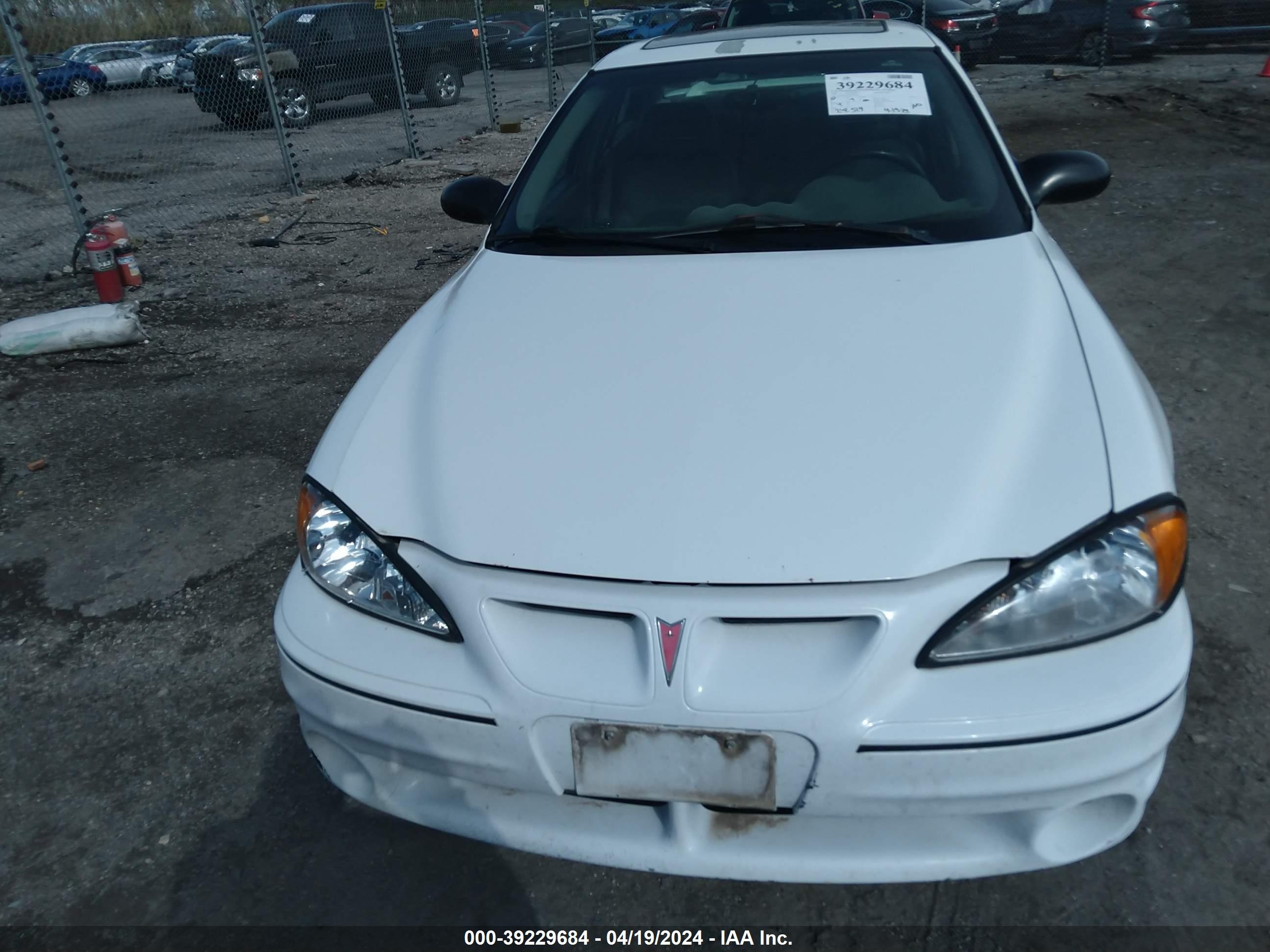 Photo 5 VIN: 1G2NW52E34C149781 - PONTIAC GRAND AM 