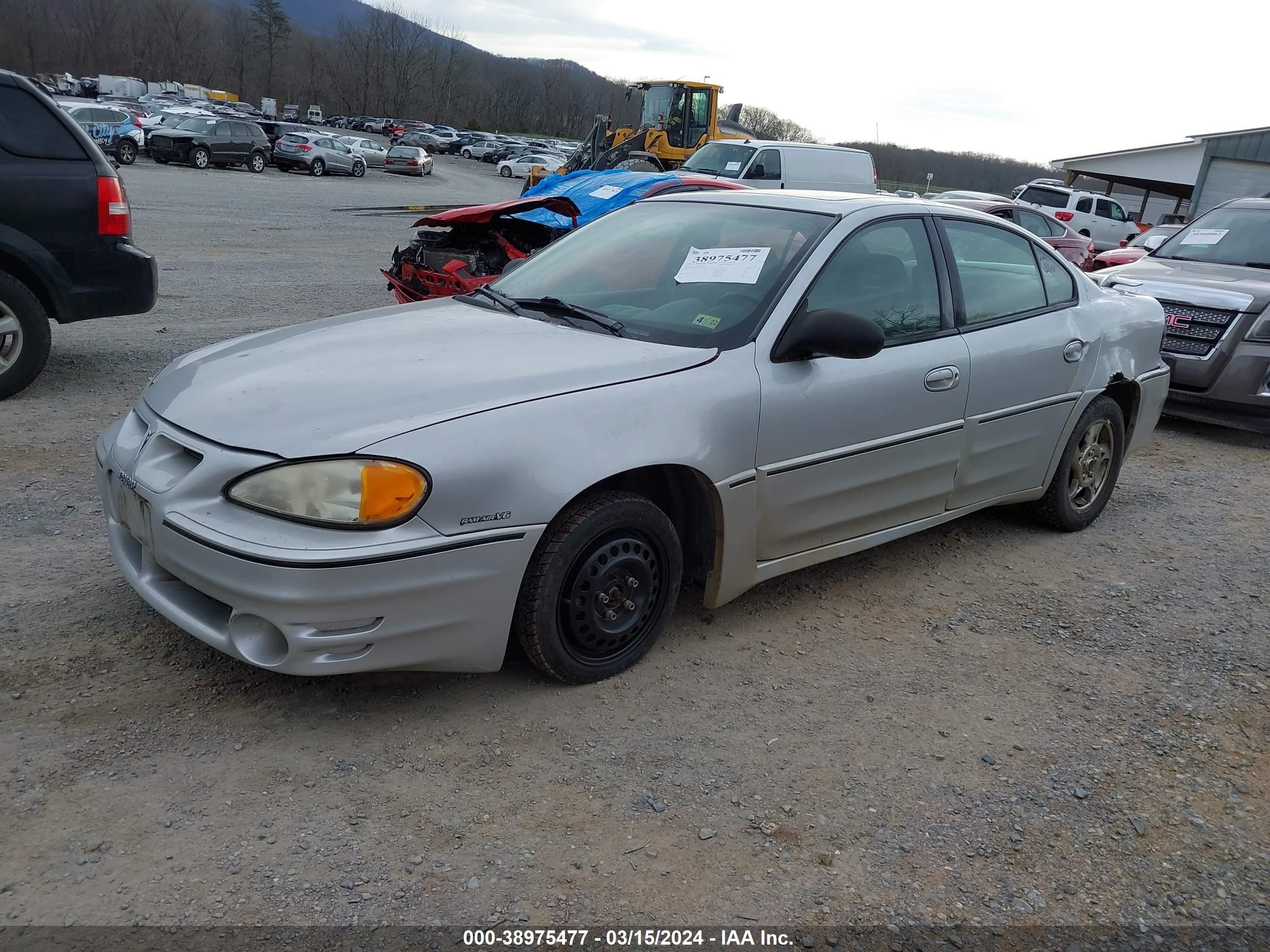 Photo 1 VIN: 1G2NW52E44M635929 - PONTIAC GRAND AM 